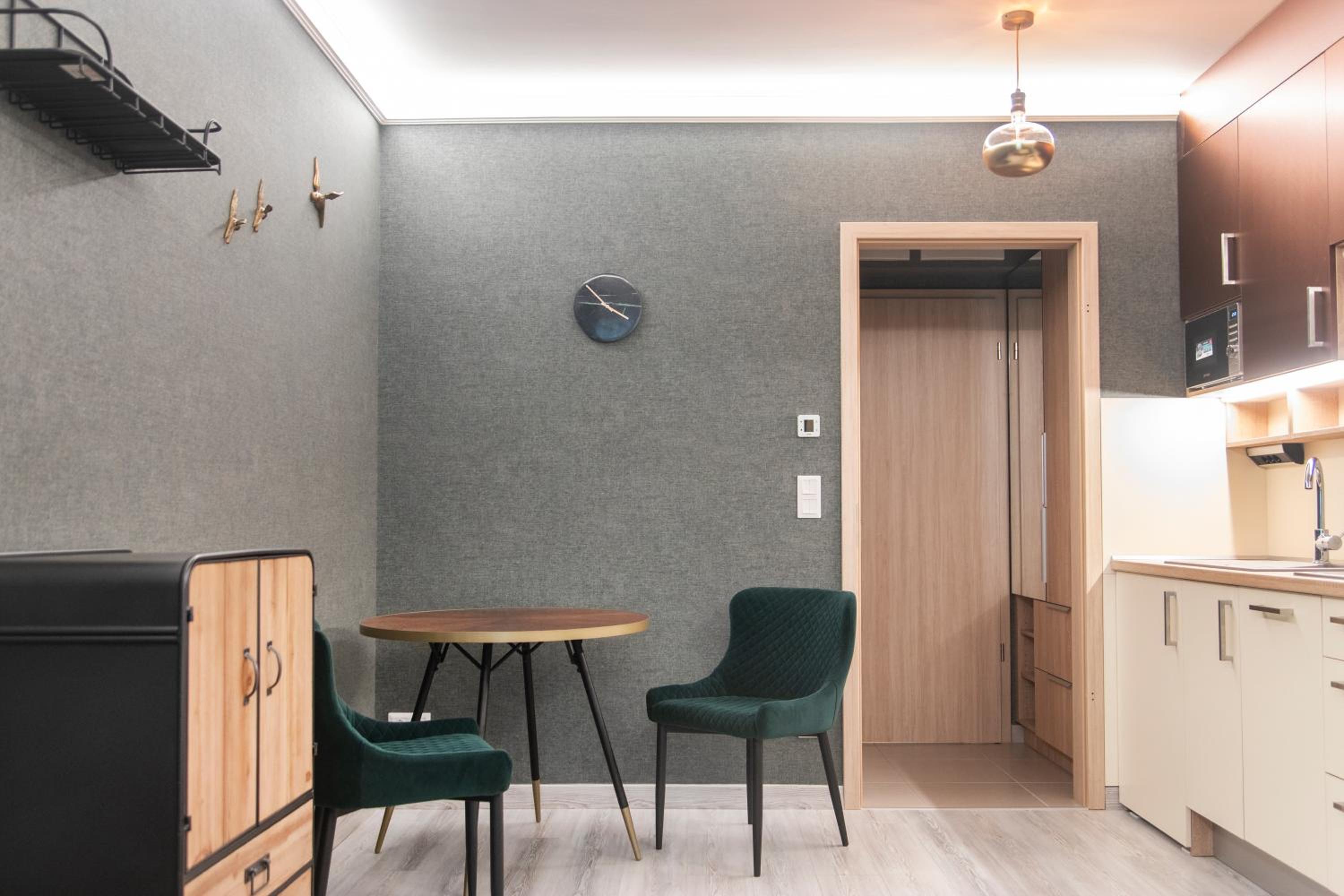 Grand Suites Central