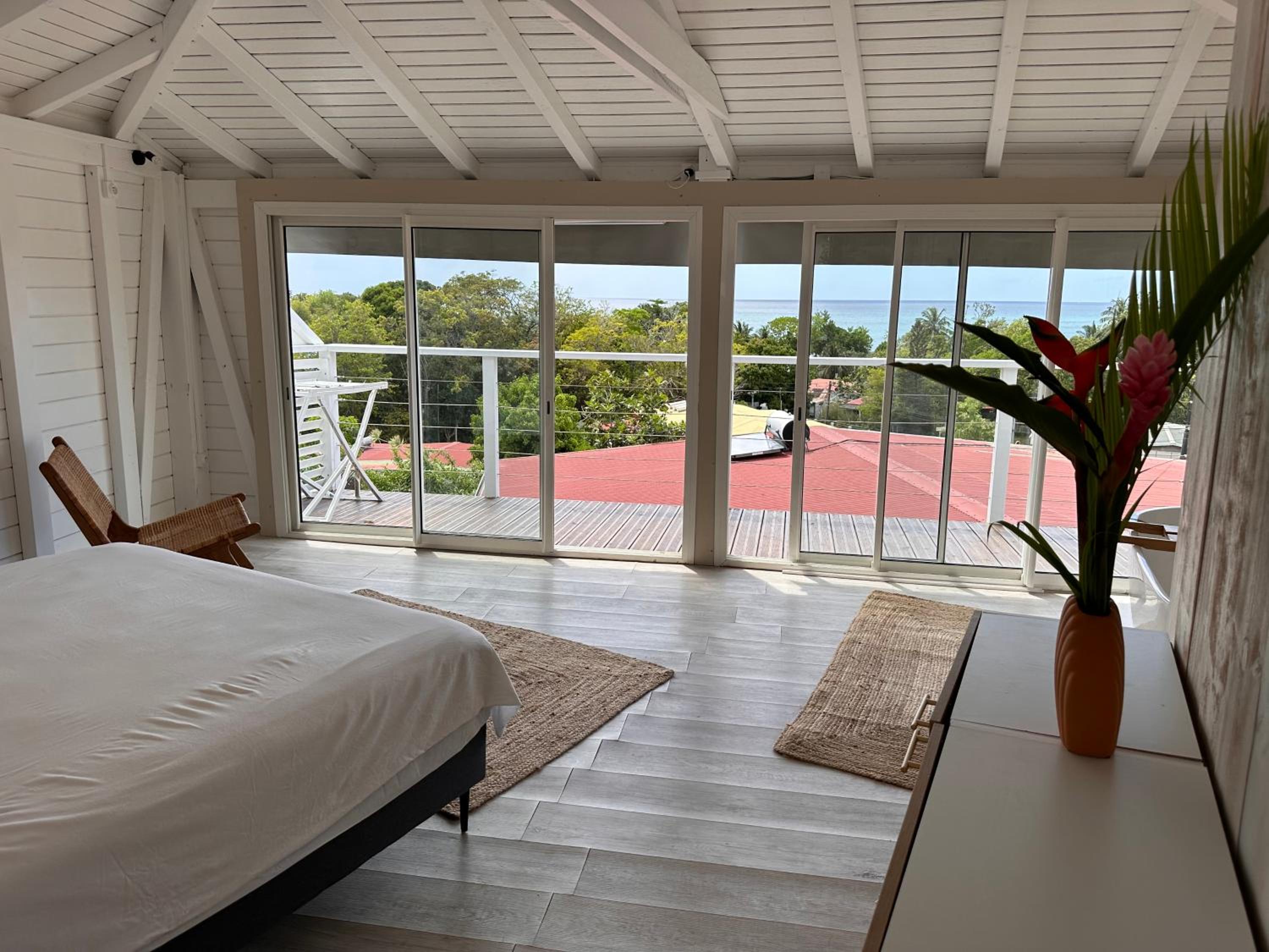 La perle Beach house view 2