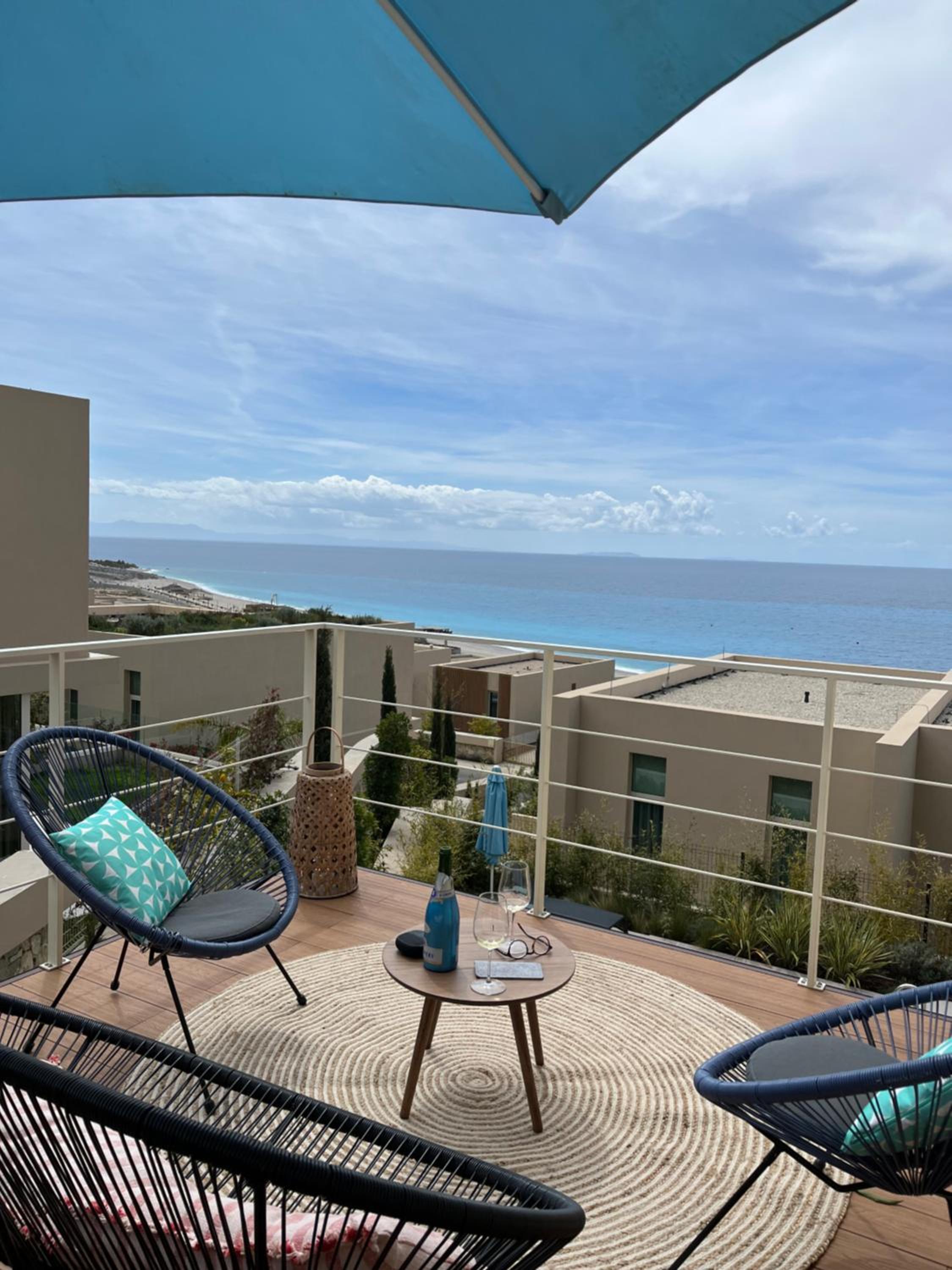 Green Coast beach villa with pool, hot tub & sauna