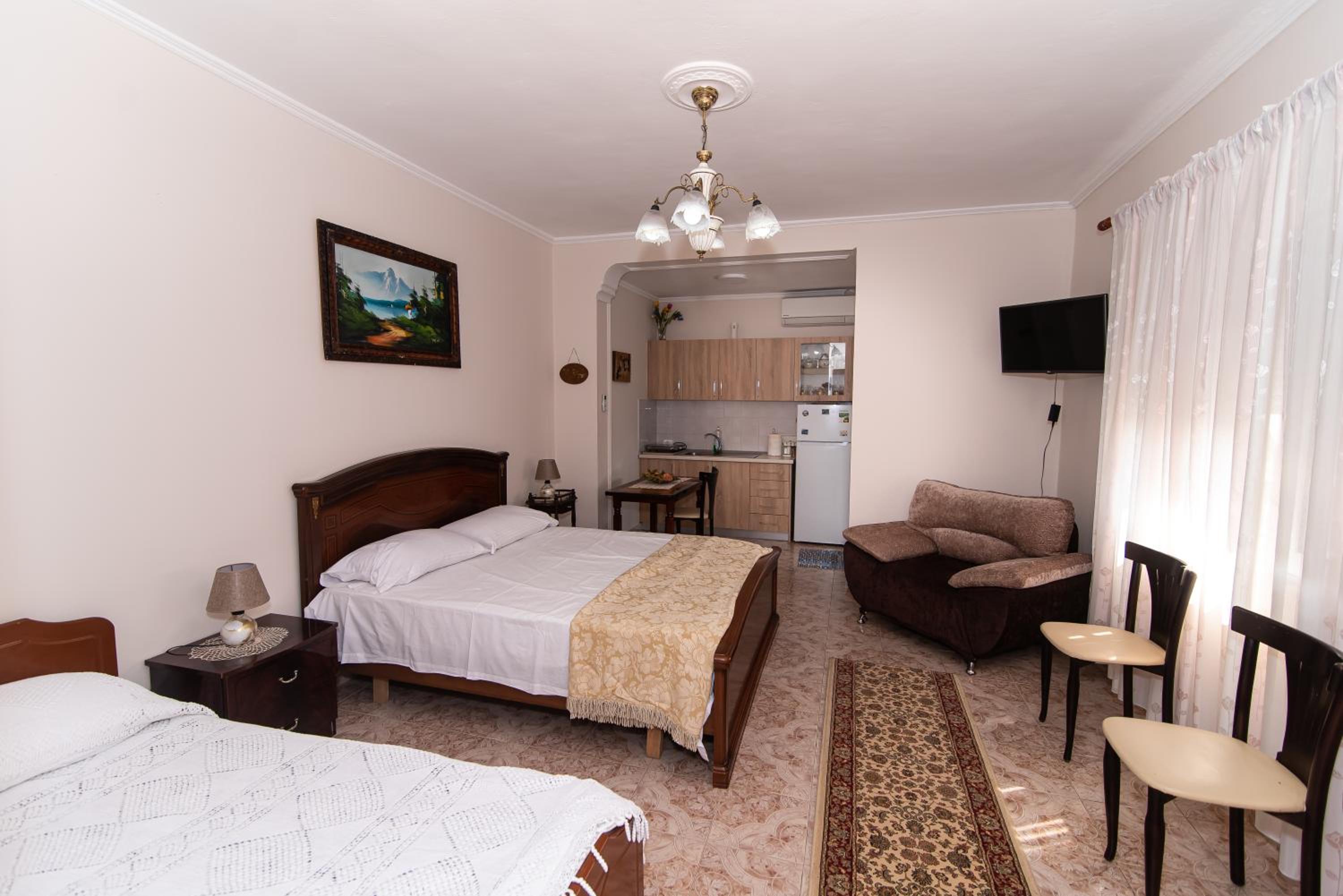 ERLA'S apartment
