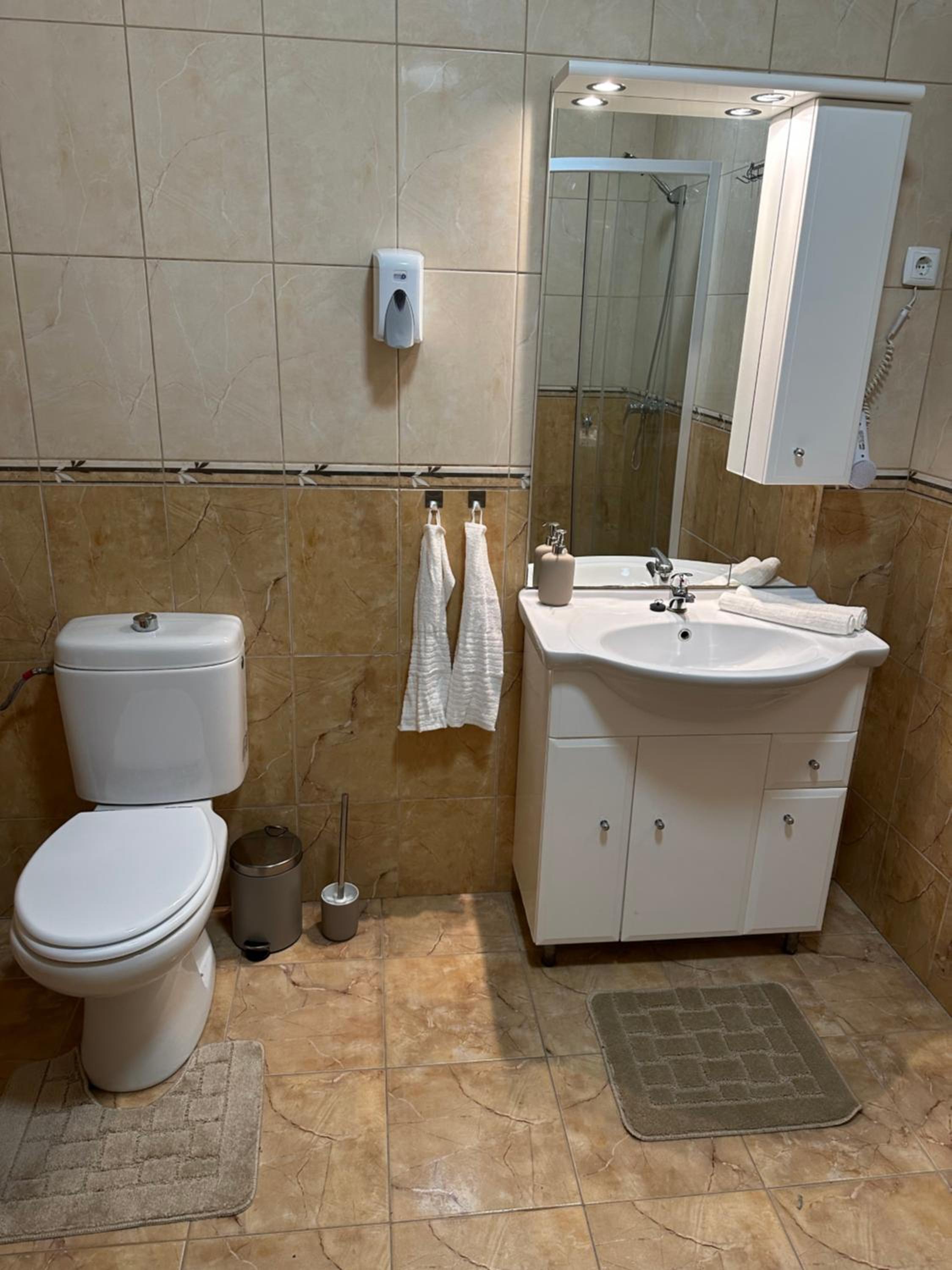 4 You Mini Apartman Egerszalók view 2