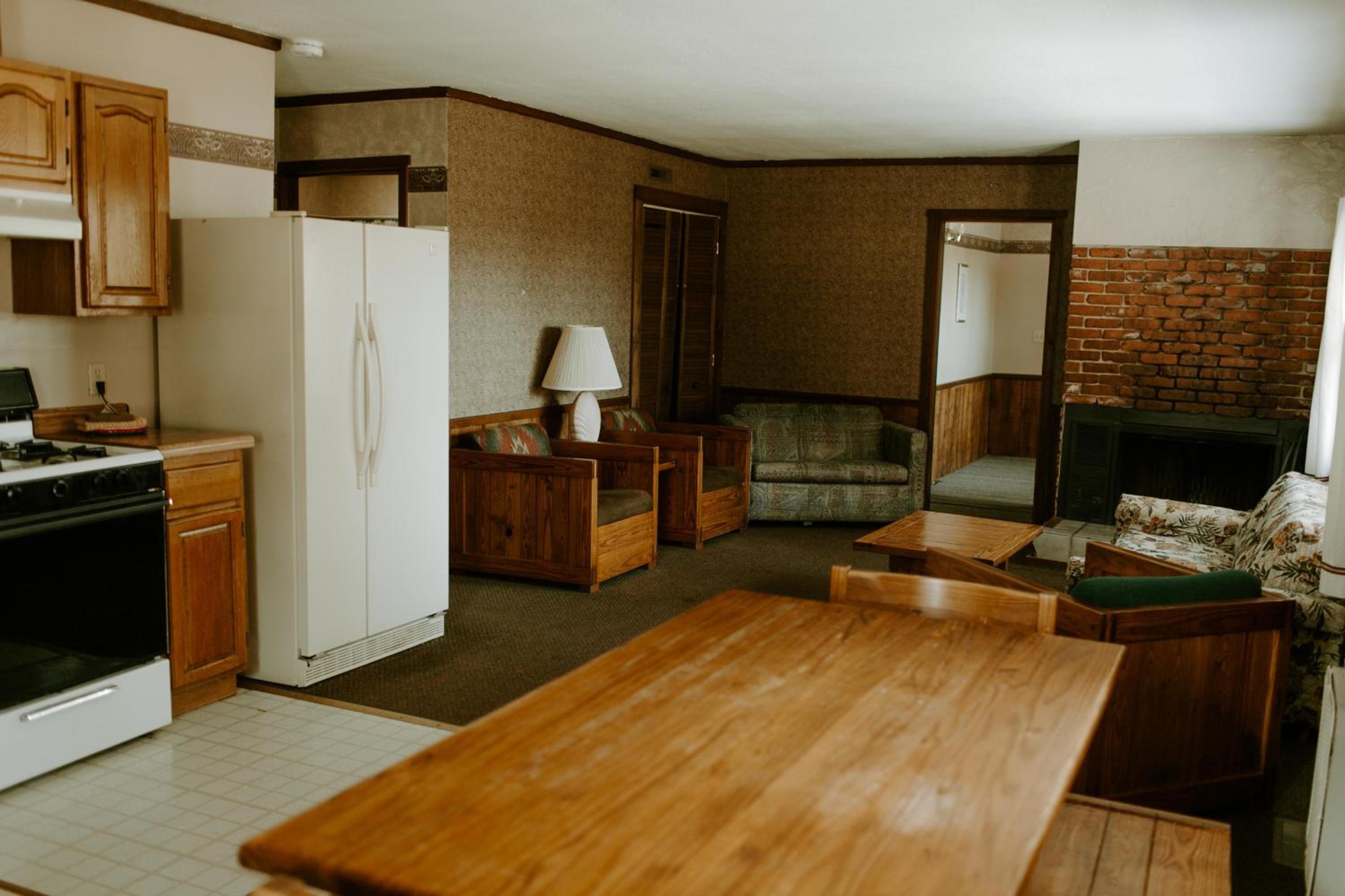 Silver Rapids Lodge & Campground