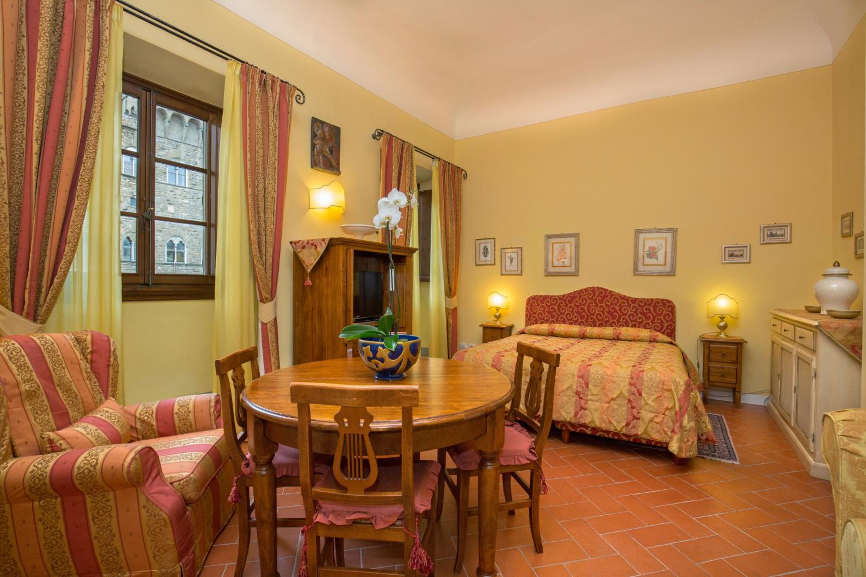 La Casa Del Garbo - Luxury Rooms & Suite