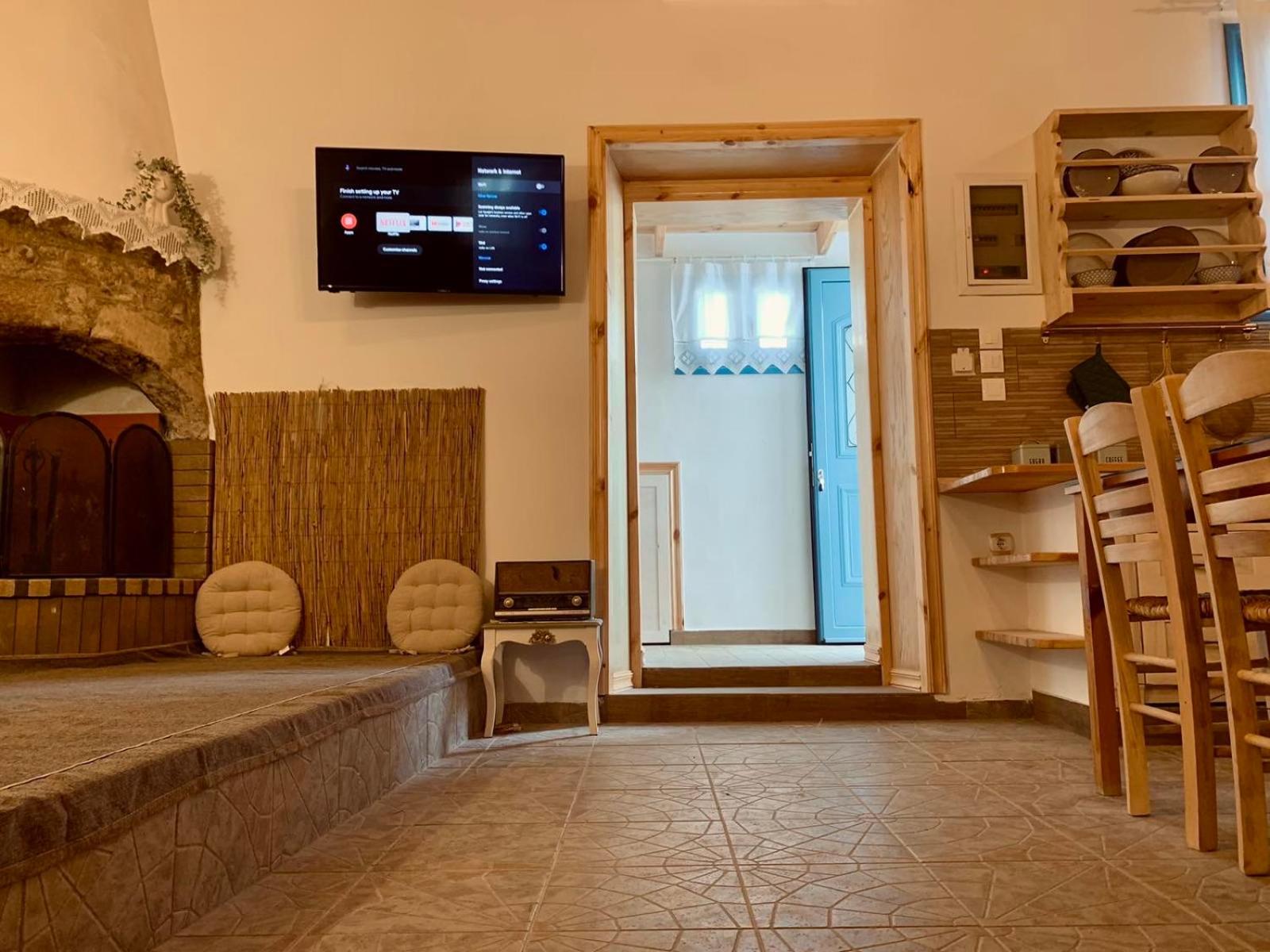 Rustic House Archangelos