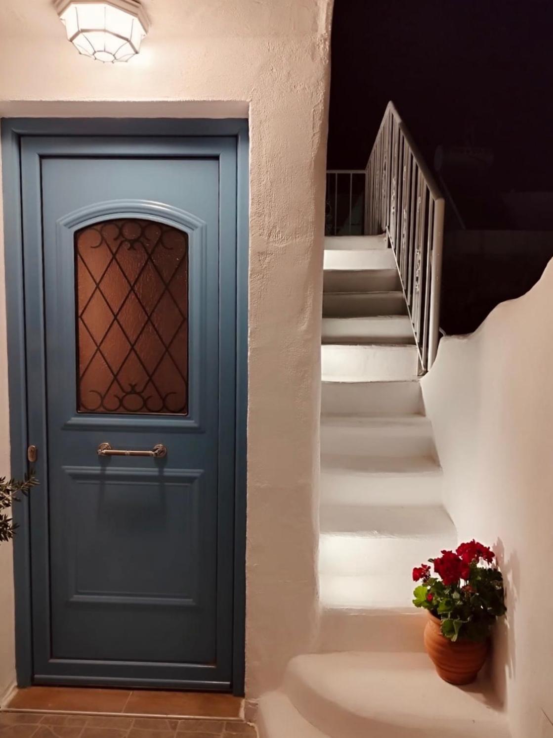 Rustic House Archangelos