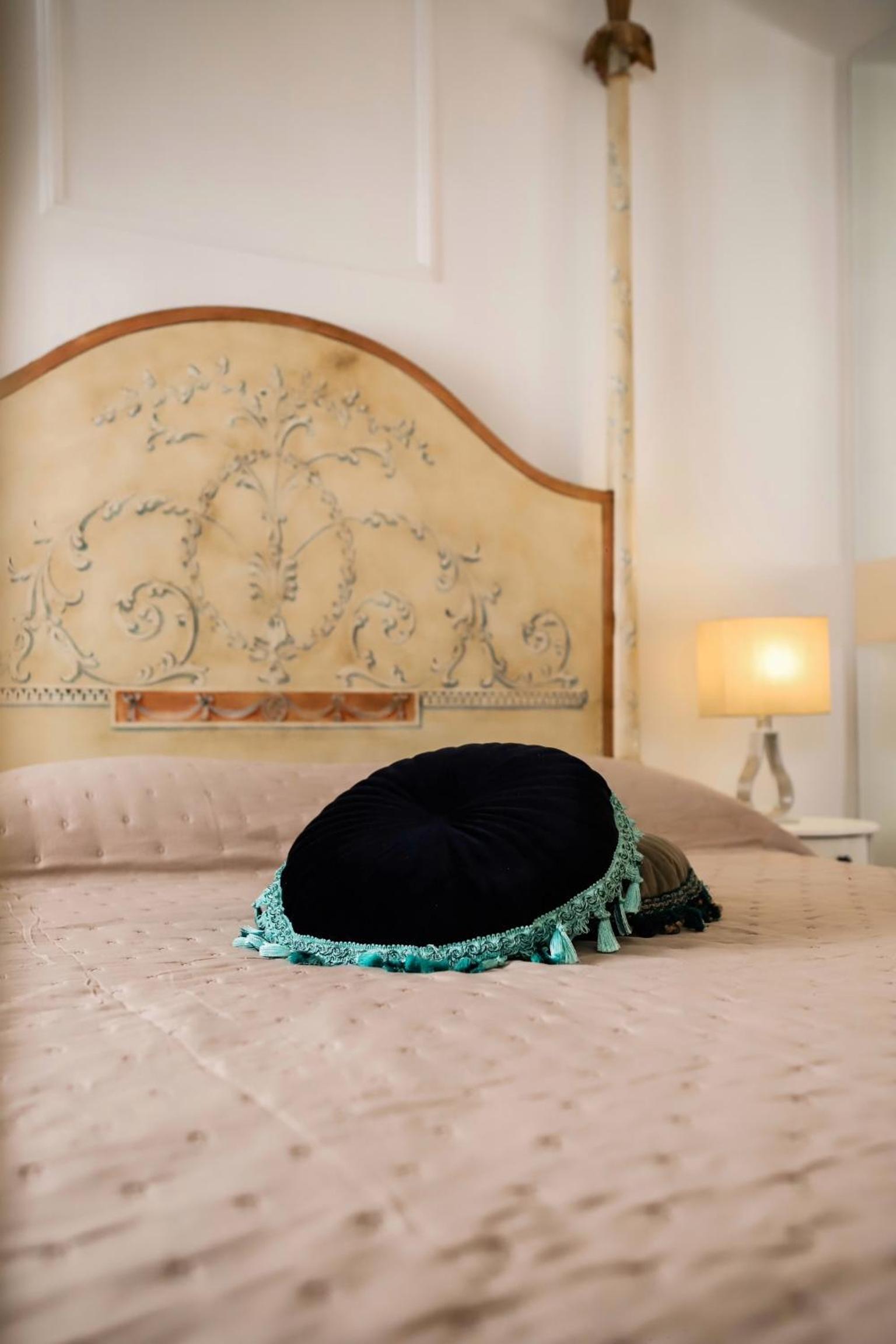 Elephant in my room