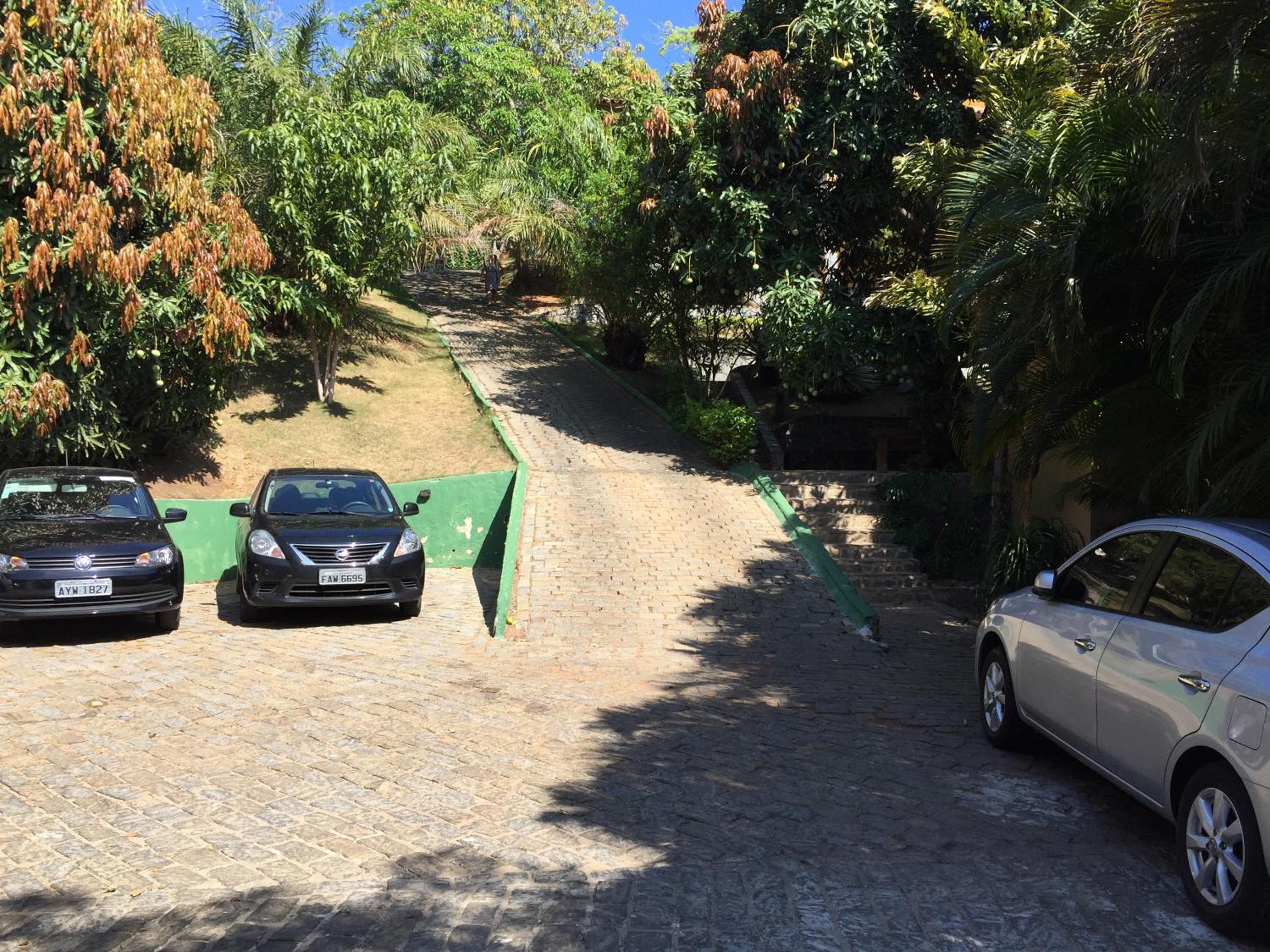 Praia da Ferradurinha Guest House