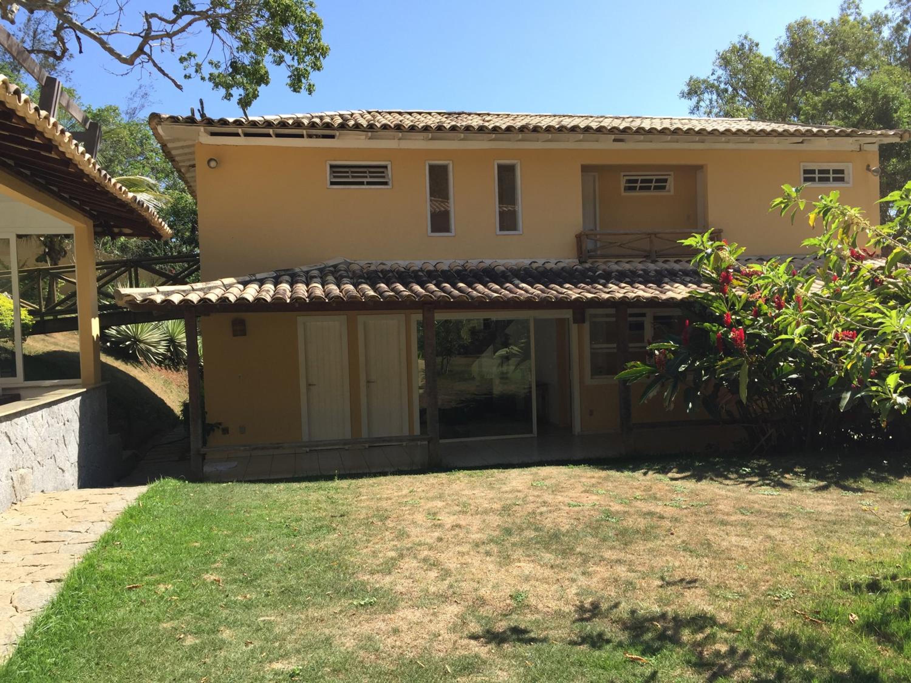 Praia da Ferradurinha Guest House