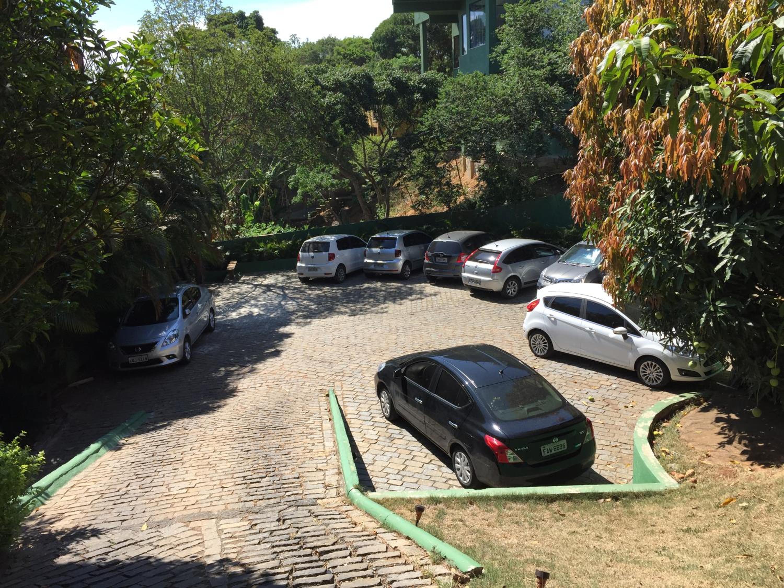 Praia da Ferradurinha Guest House