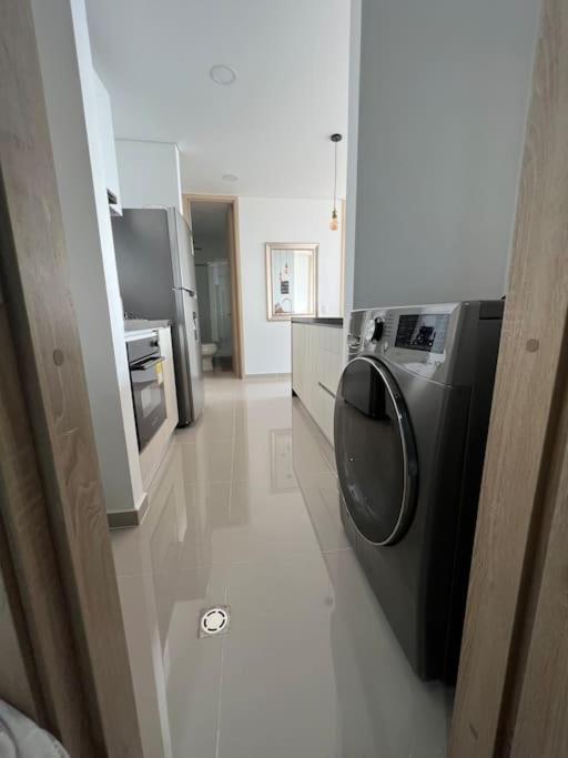 Apartamento Moderno y lujoso con vista al mar Piso 1903 - cerca a ciudad amurallada
