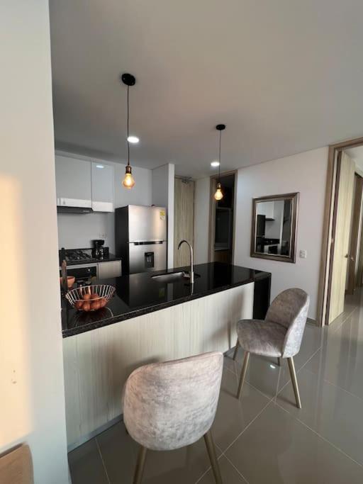 Apartamento Moderno y lujoso con vista al mar Piso 1903 - cerca a ciudad amurallada