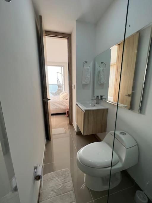 Apartamento Moderno y lujoso con vista al mar Piso 1903 - cerca a ciudad amurallada
