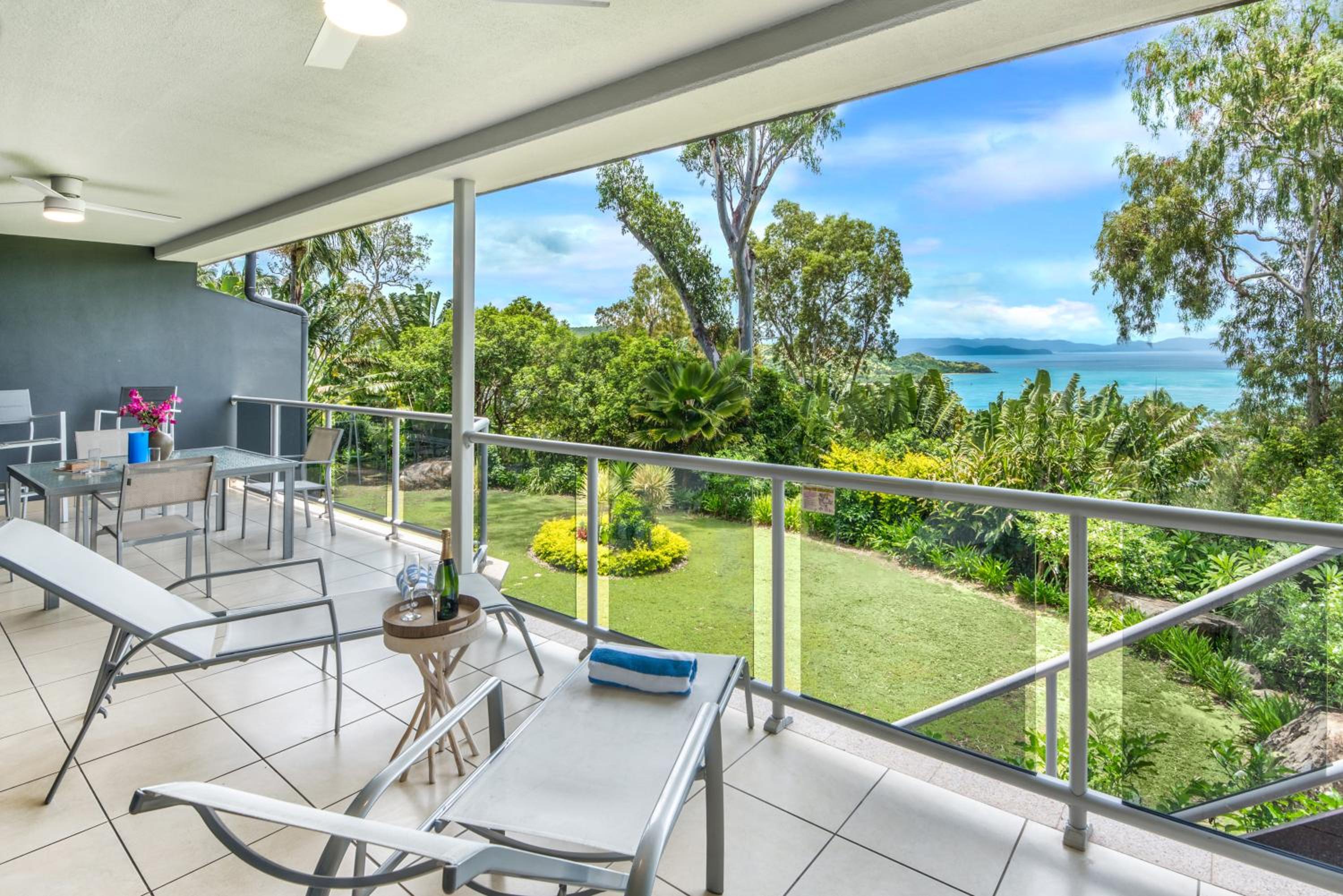 Blue Water Views Apartments