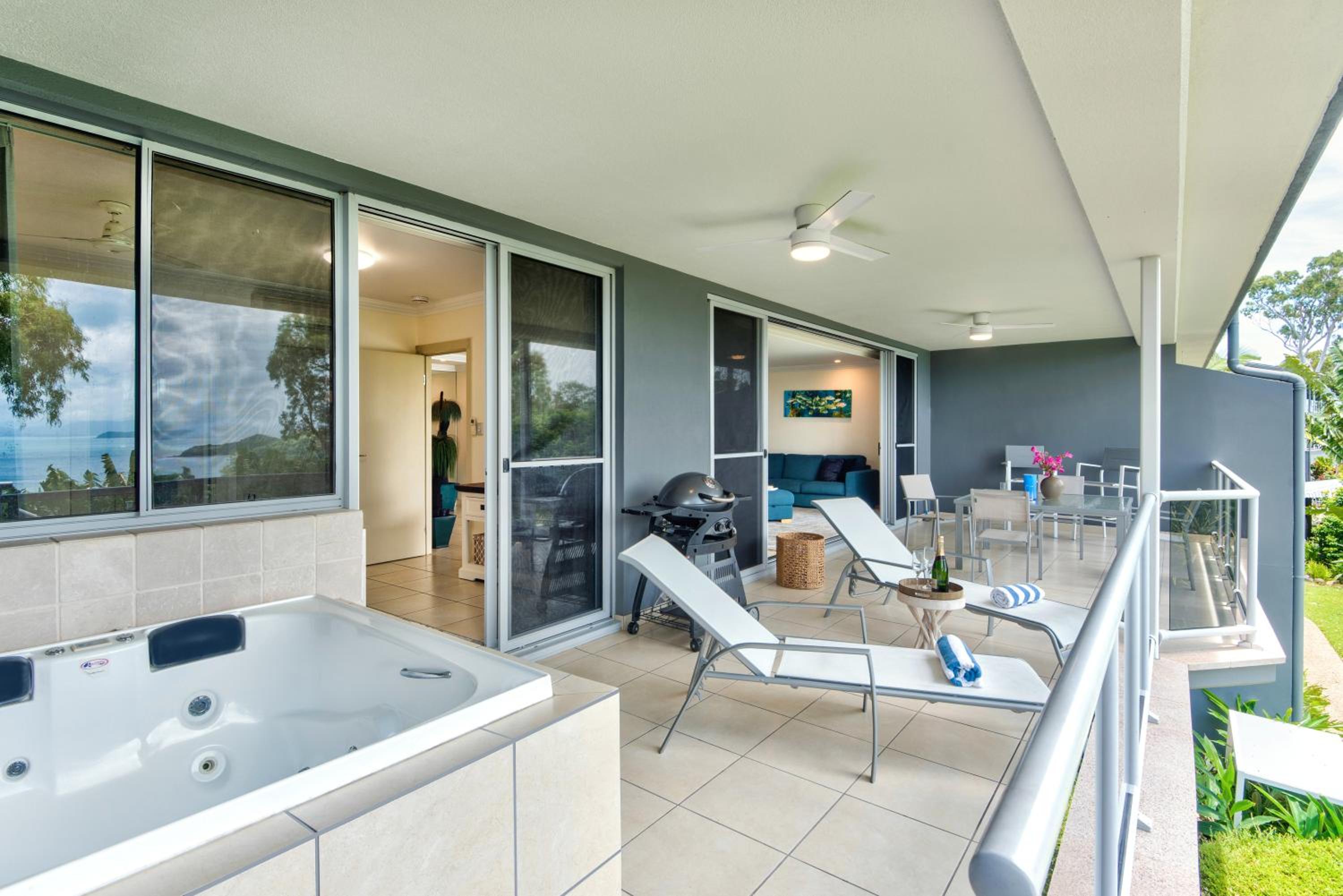 Blue Water Views Apartments