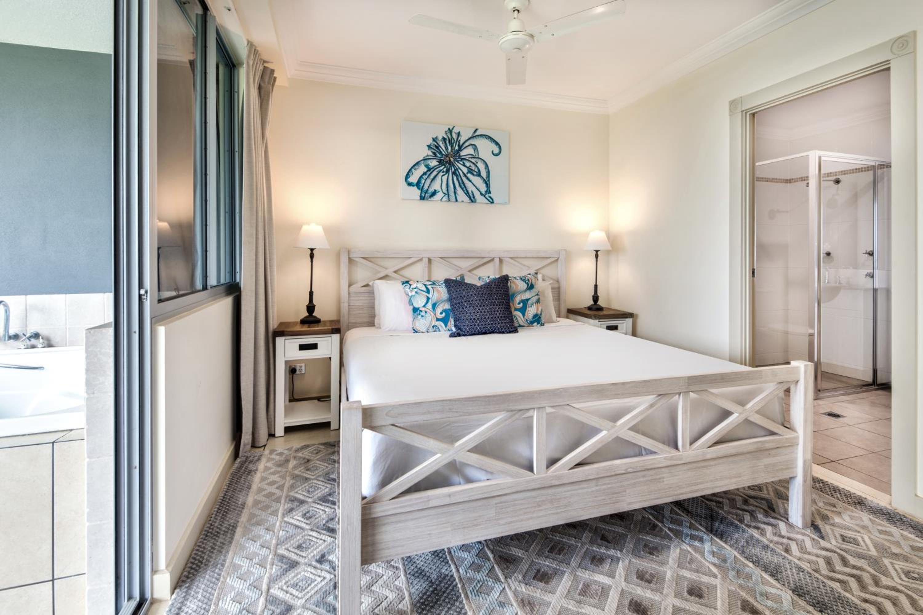 Blue Water Views Apartments