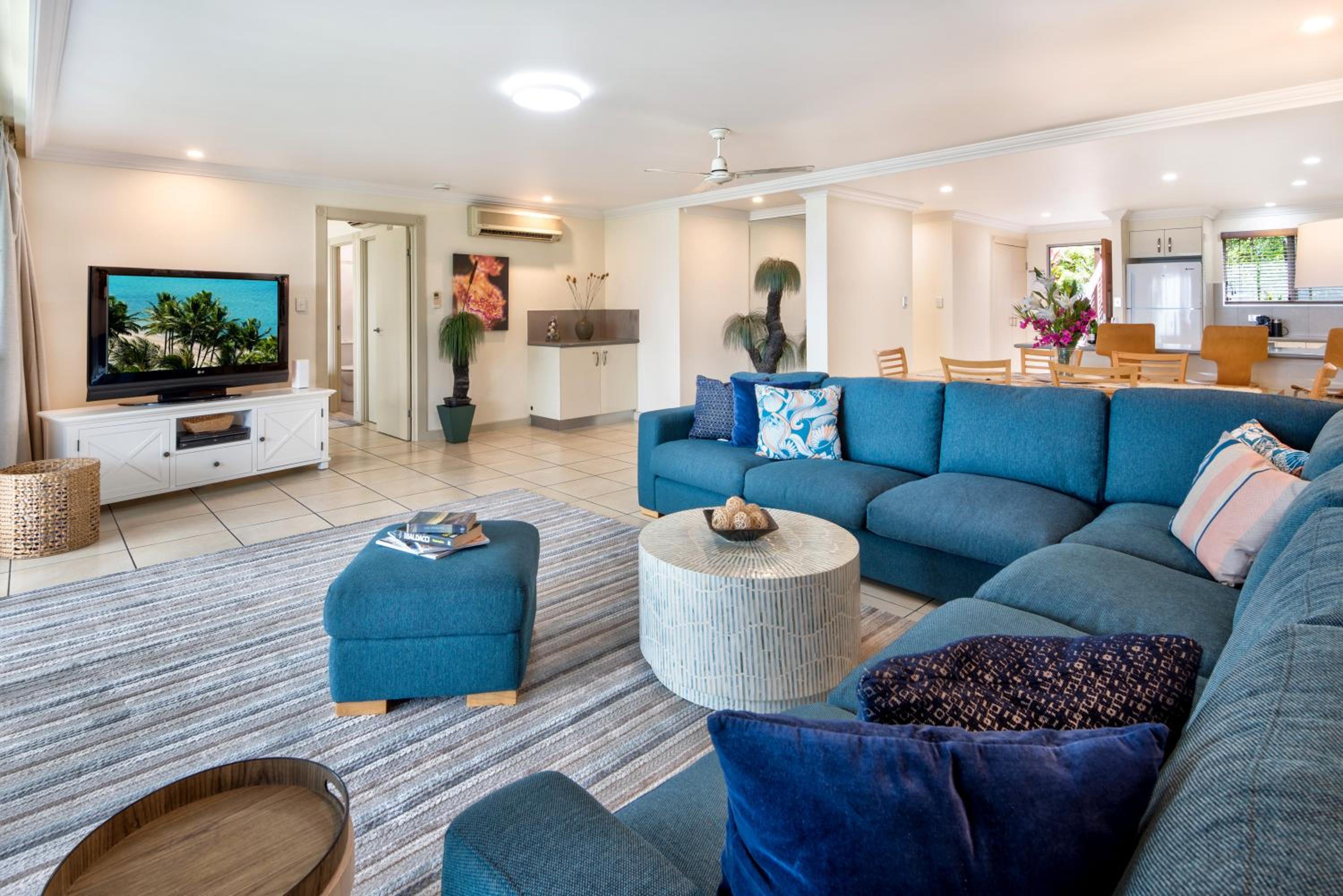 Blue Water Views Apartments