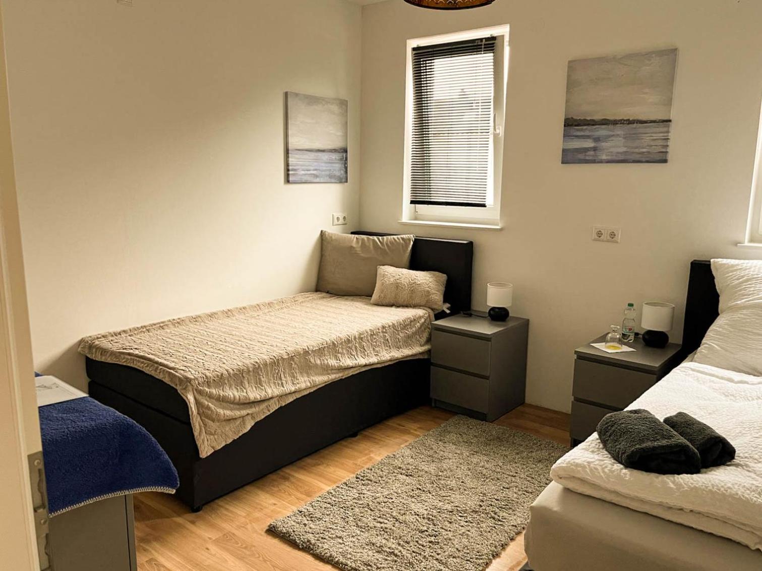 WORKATION Luxury Nature House , 10 min VW , Relax from Work mit Terrasse, Balkon und Parkplatz