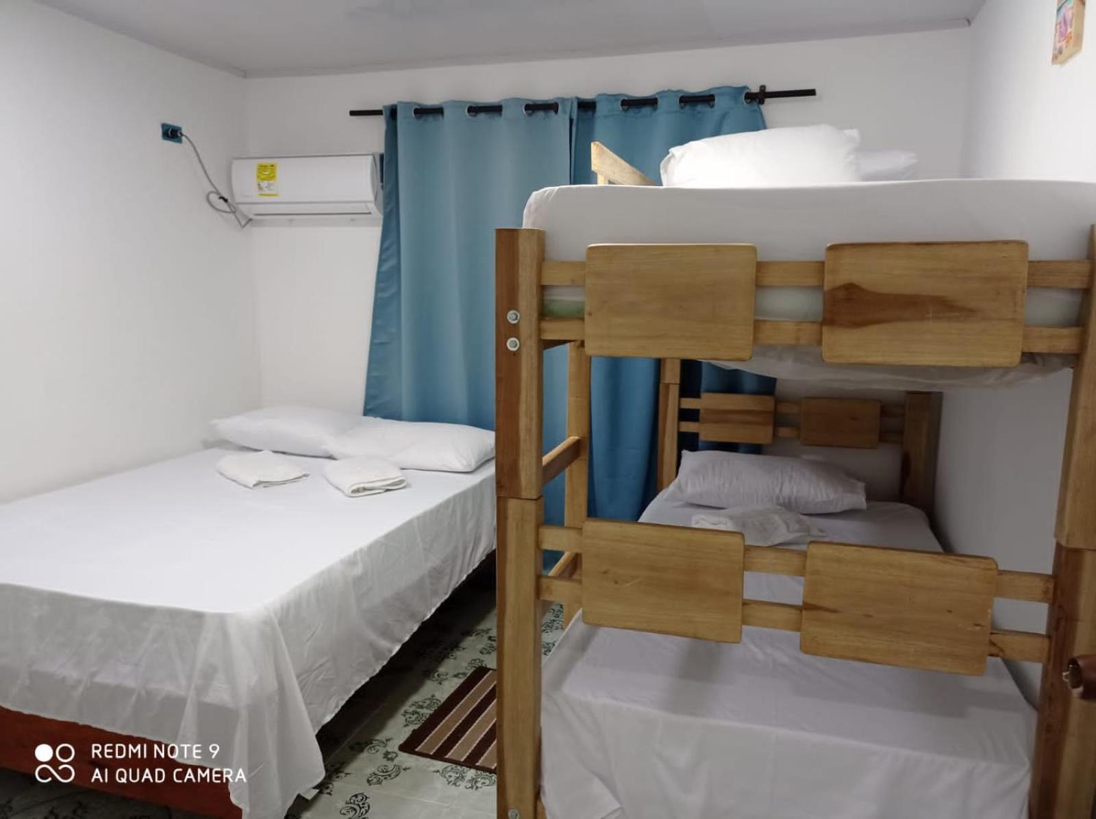 Apartamentos AJ place 2