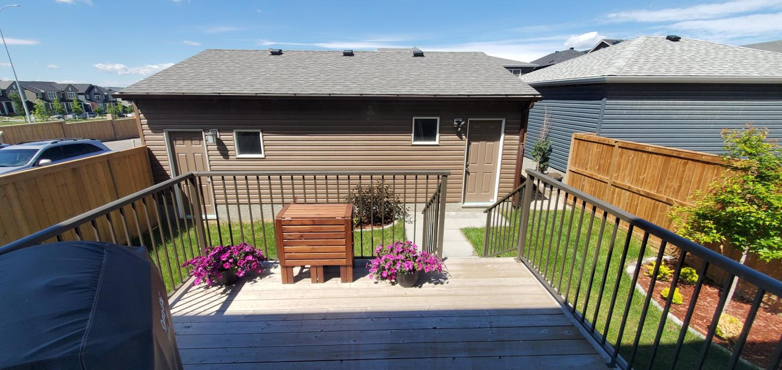 Delightful 1-bedroom Private Suite in a New Home