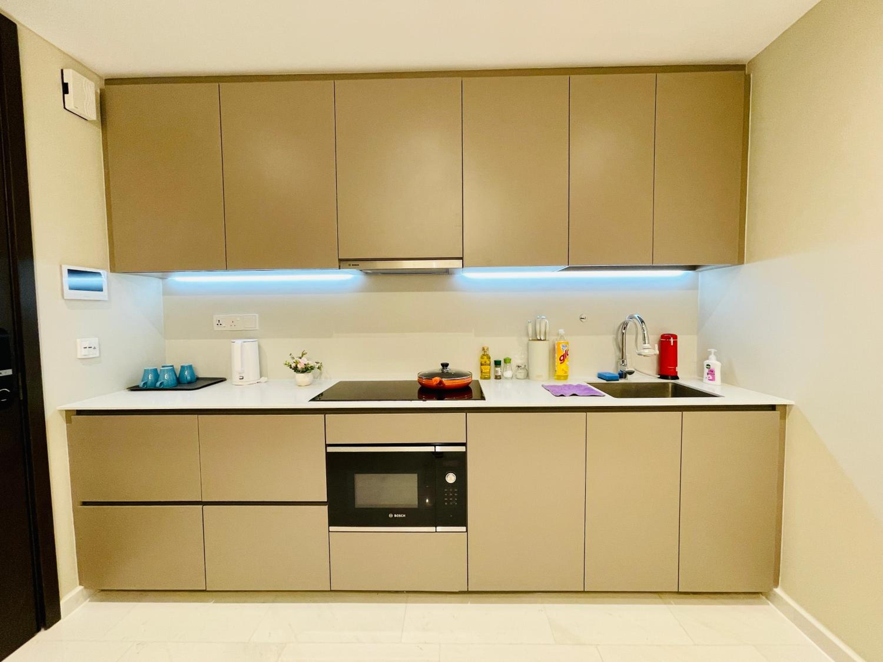 Eaton residences KLCC m@h