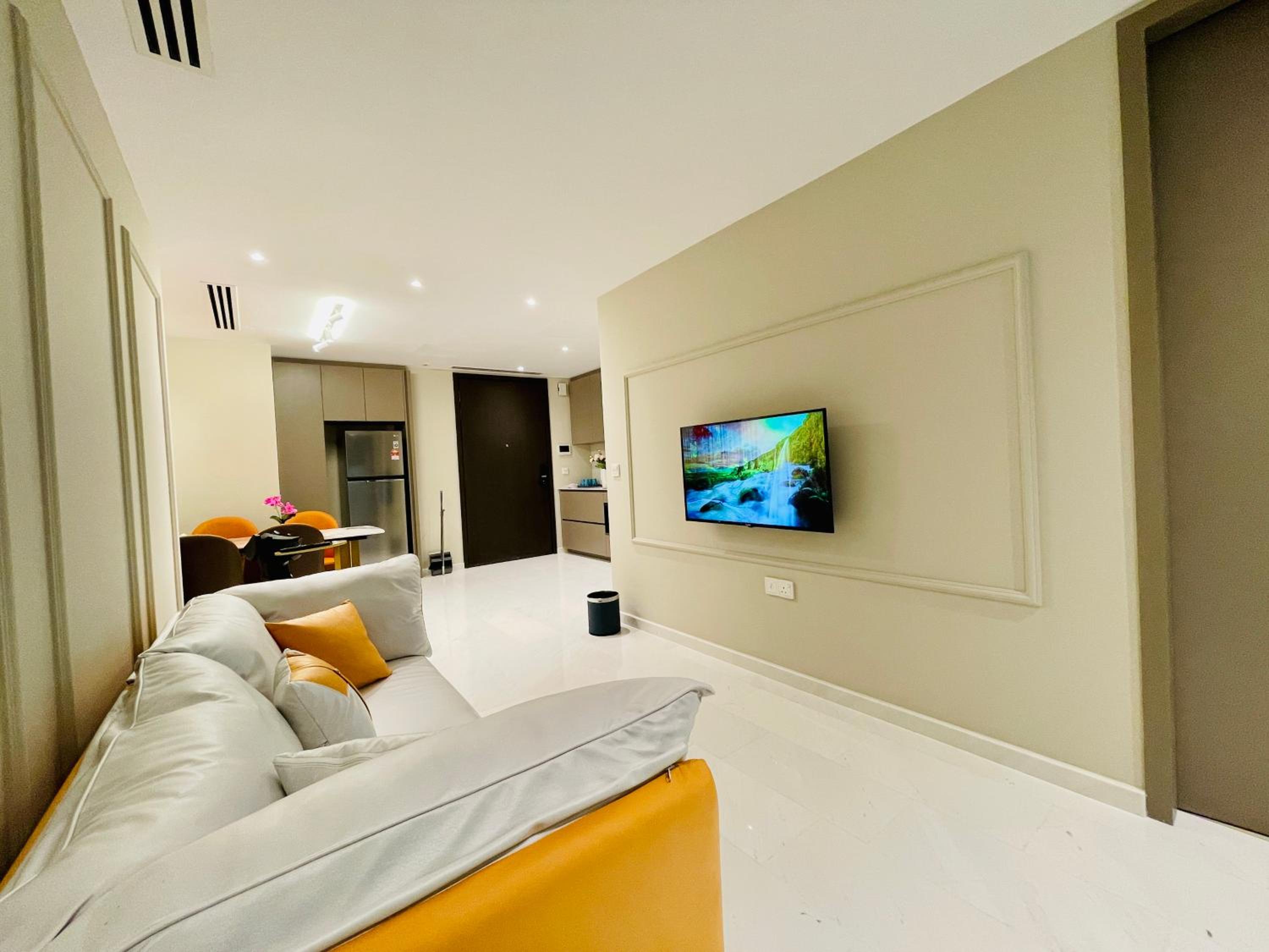 Eaton residences KLCC m@h