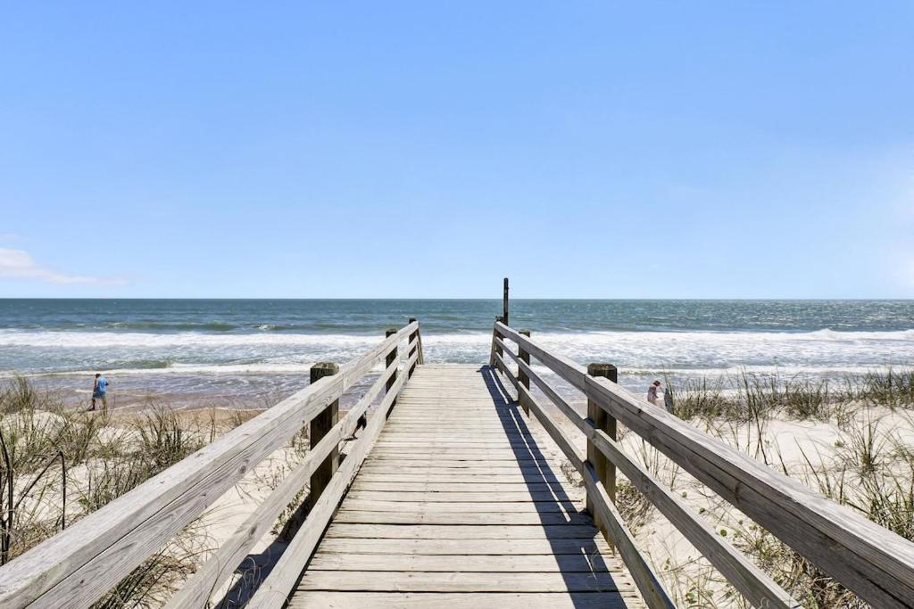 Hang Zen - Beachfront Luxury 6 BR Hot Tub, Elevator view 5