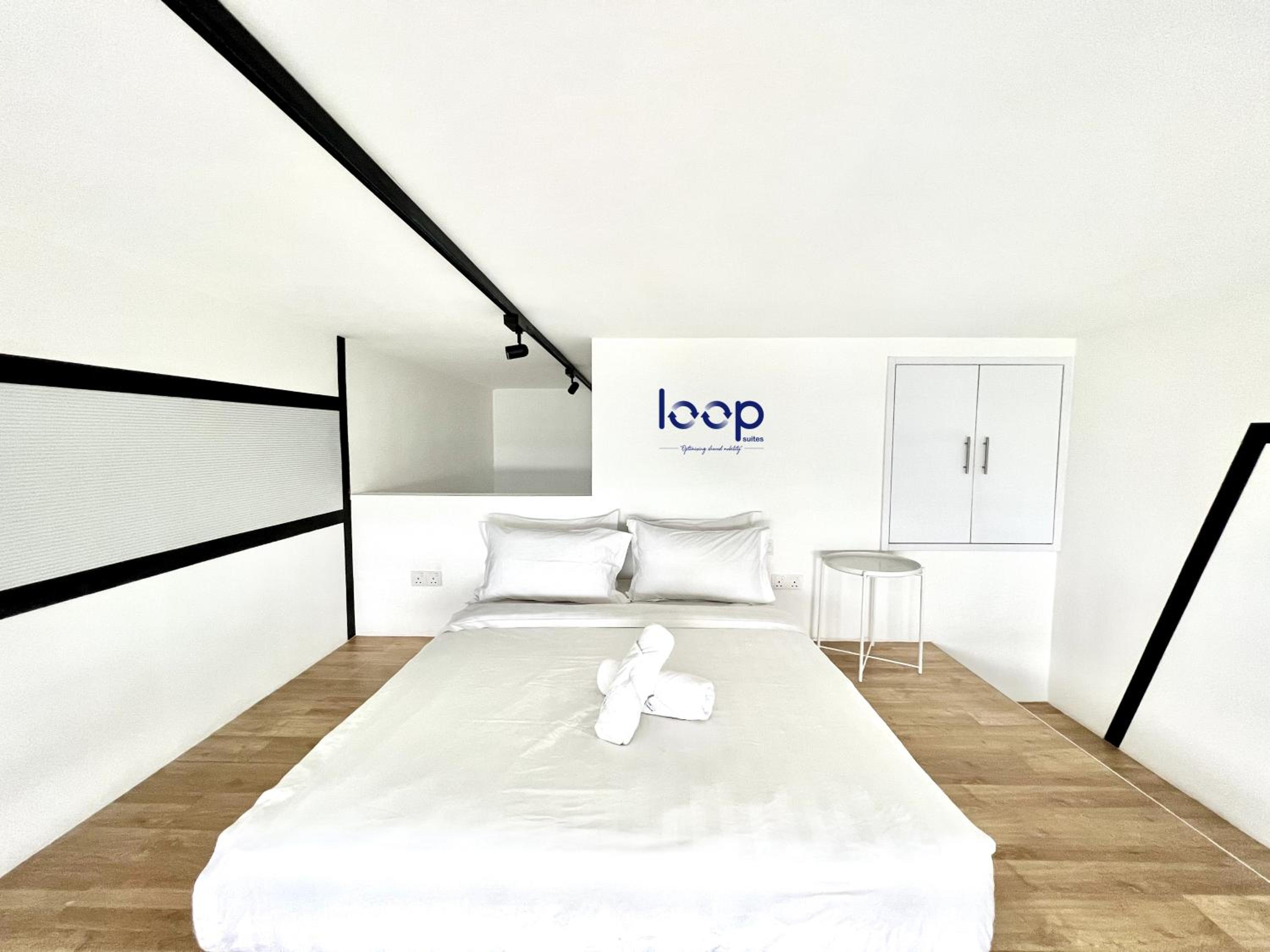 KL Sentral Serviced Apartment - The Establishment KL Sentral by Loop Suites