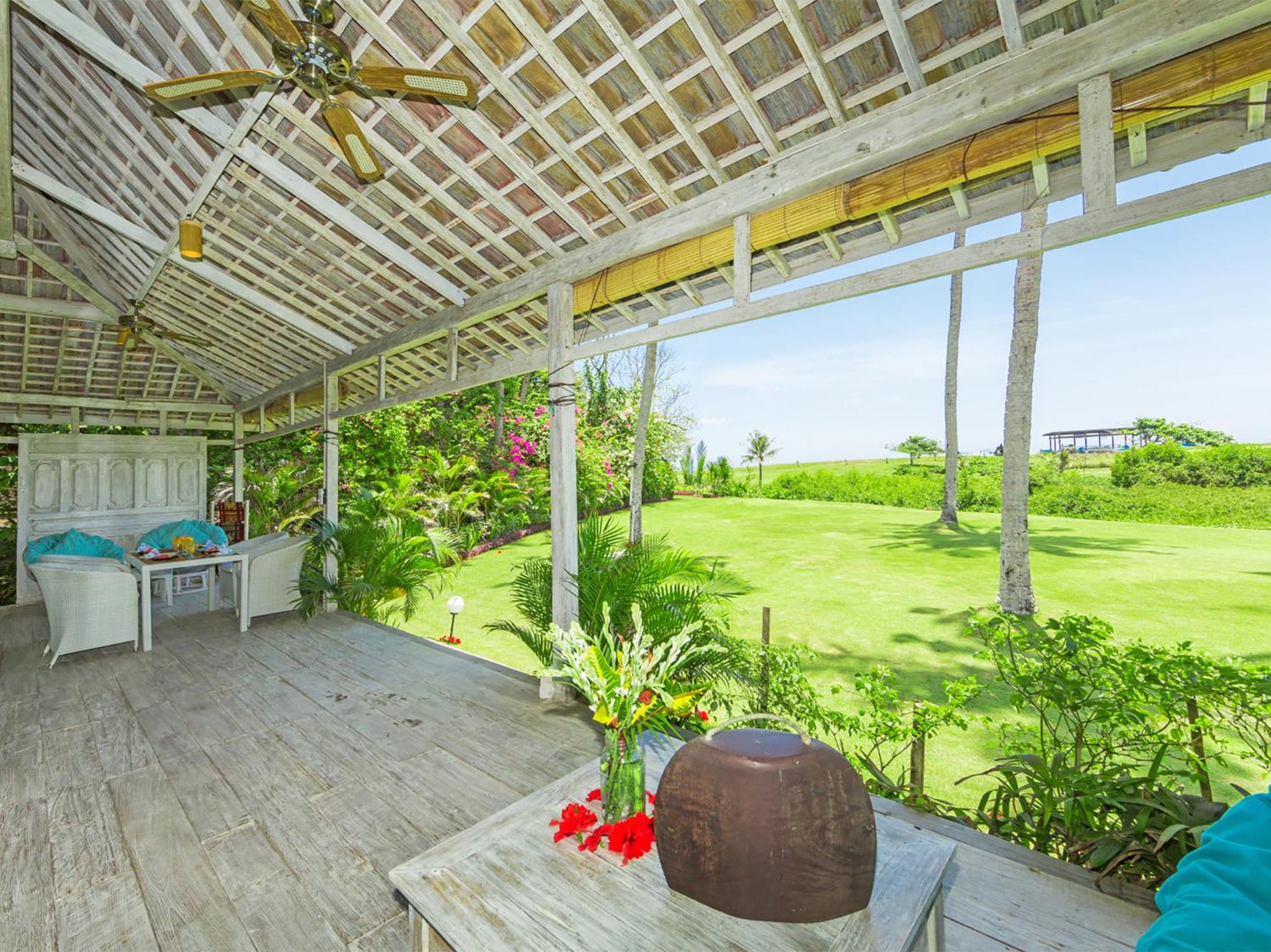 Sungai Tinggi Beach Villa by Elite Havens