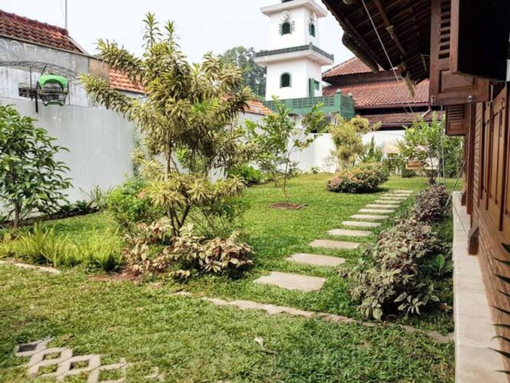nDalem Julang Bogor - Javanese House 2Bedroom view 4