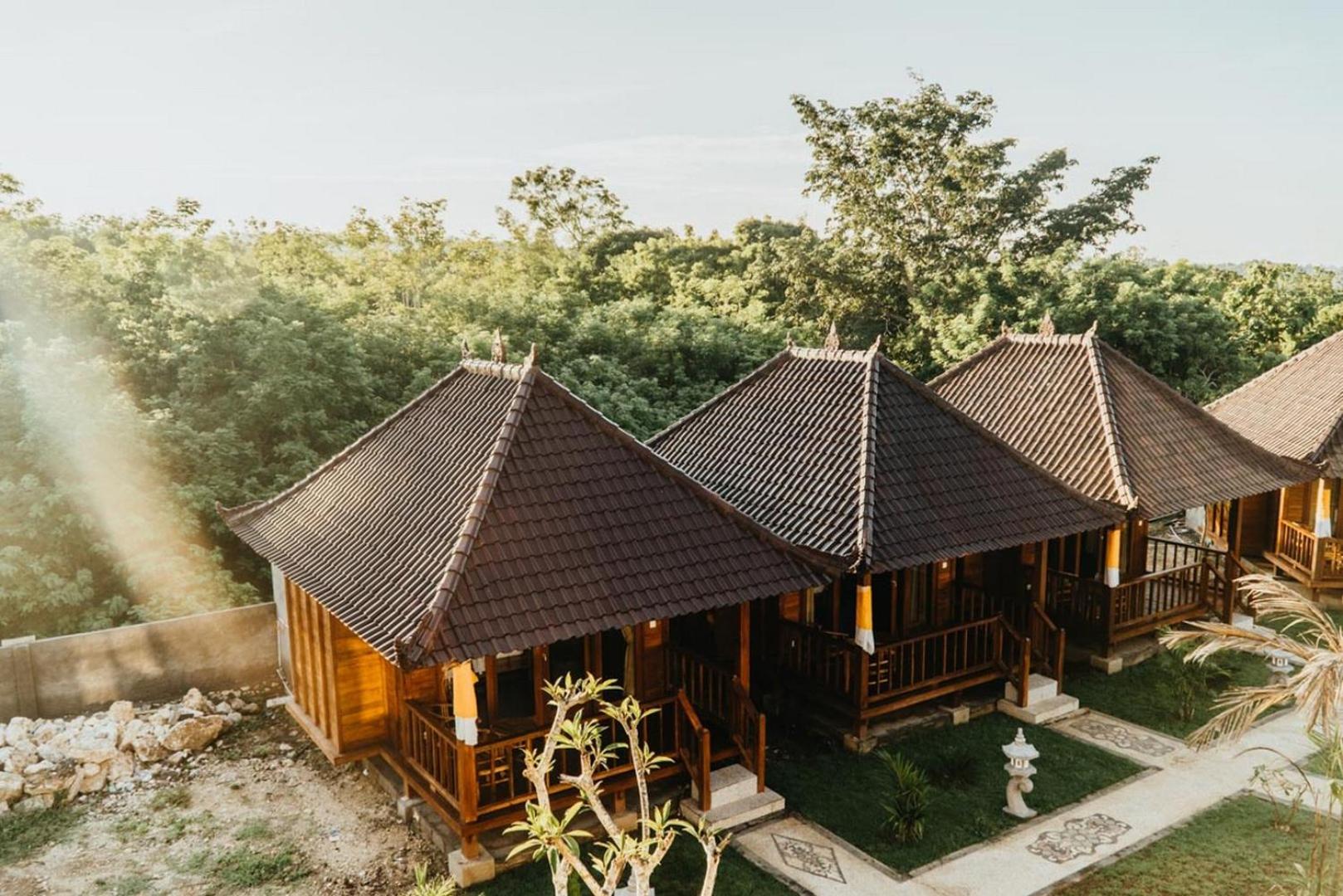 Taman Tirta Villas Lembongan view 2