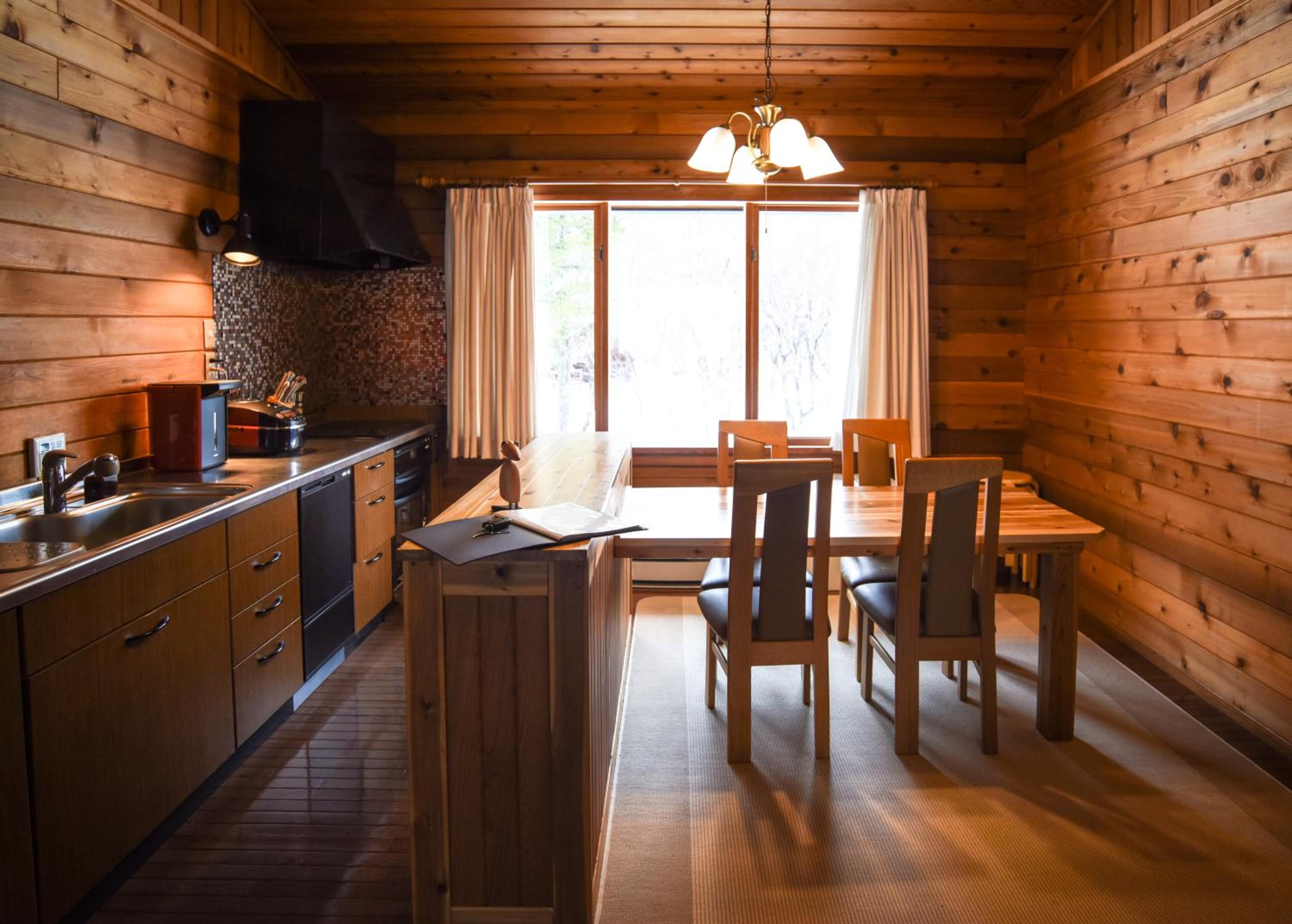 Woodpecker Chalet