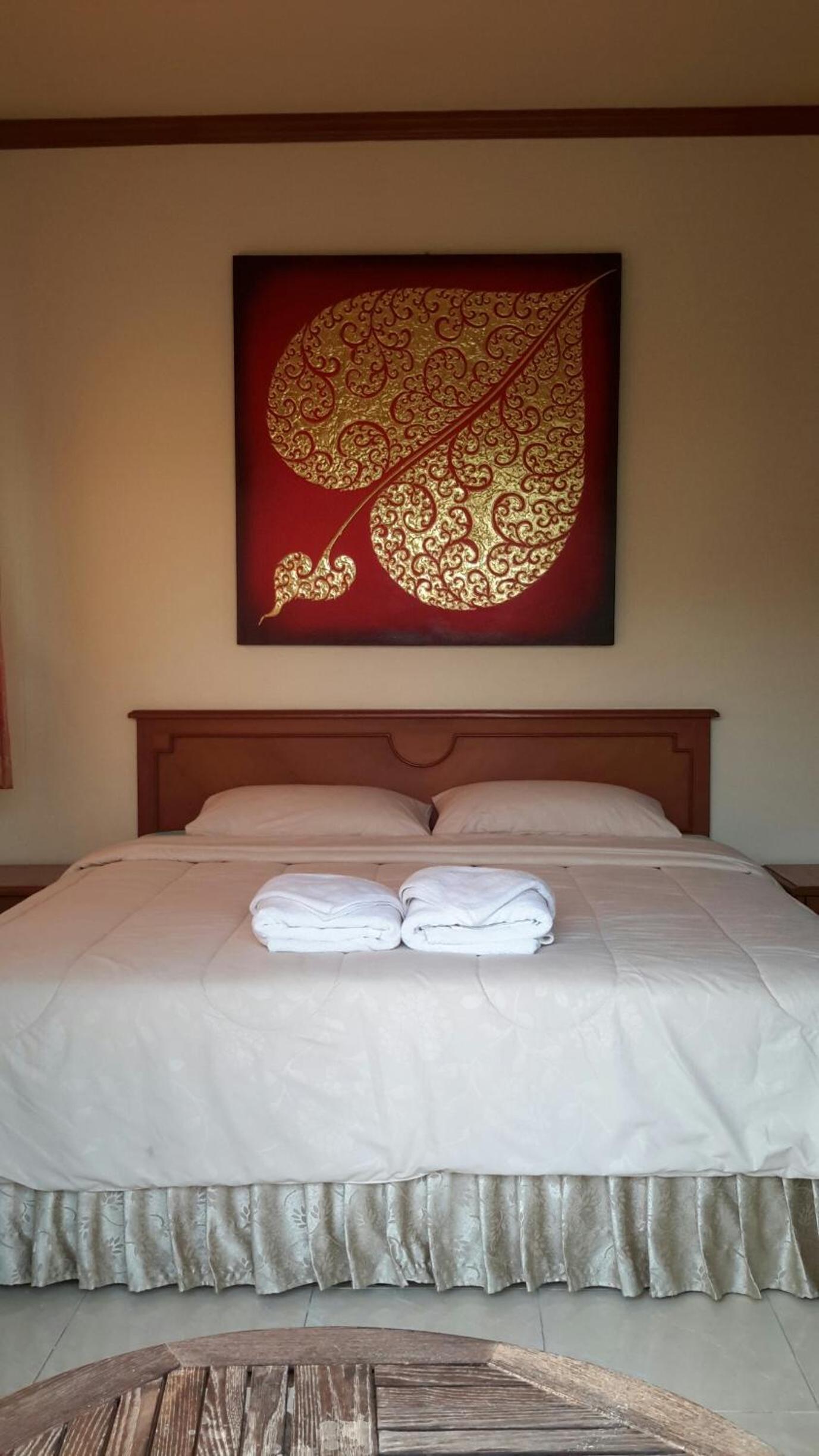 Donchai House Guest House& Cafe