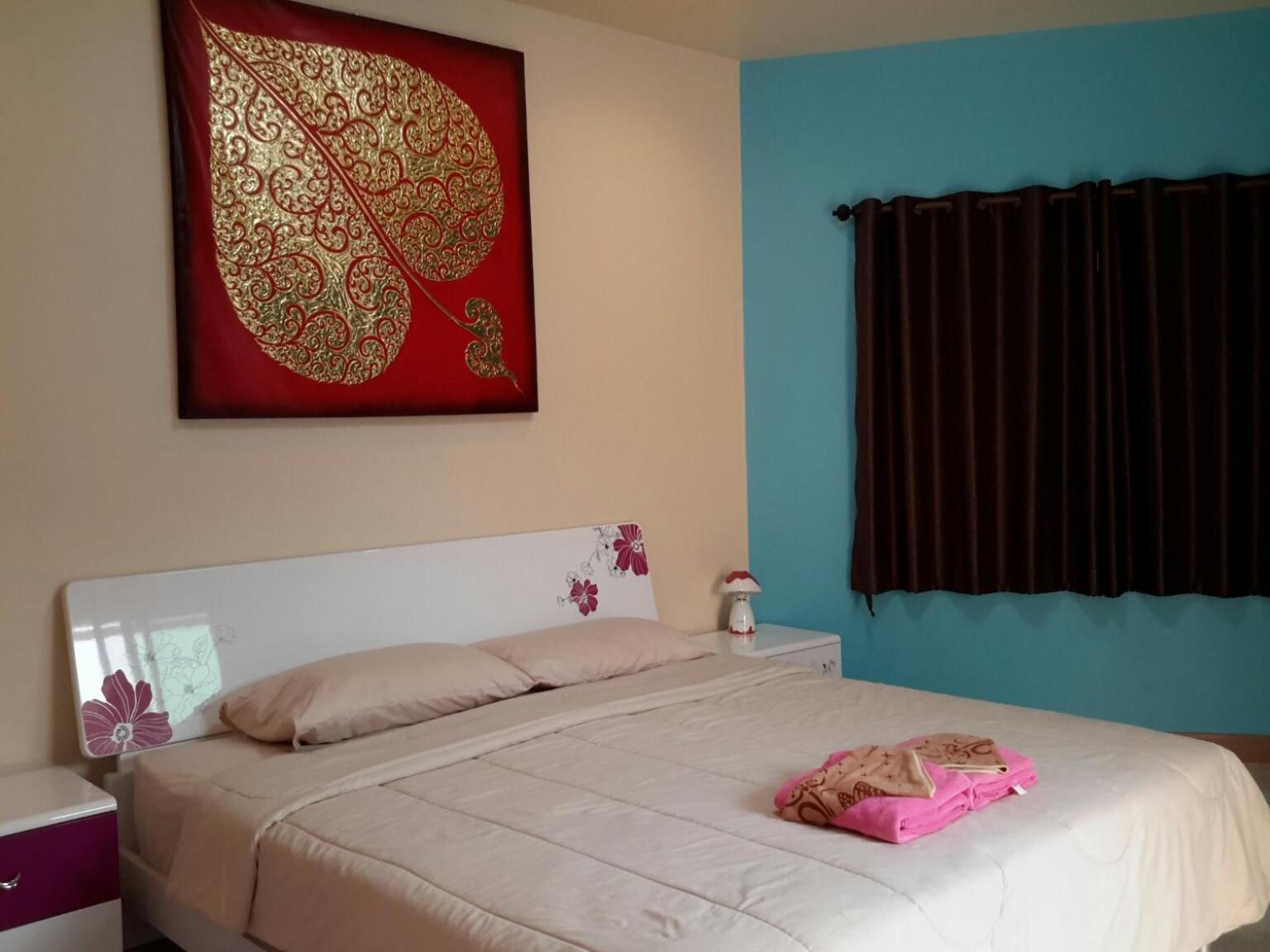 Donchai House Guest House& Cafe