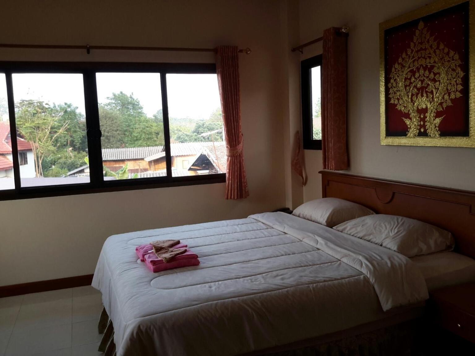 Donchai House Guest House& Cafe