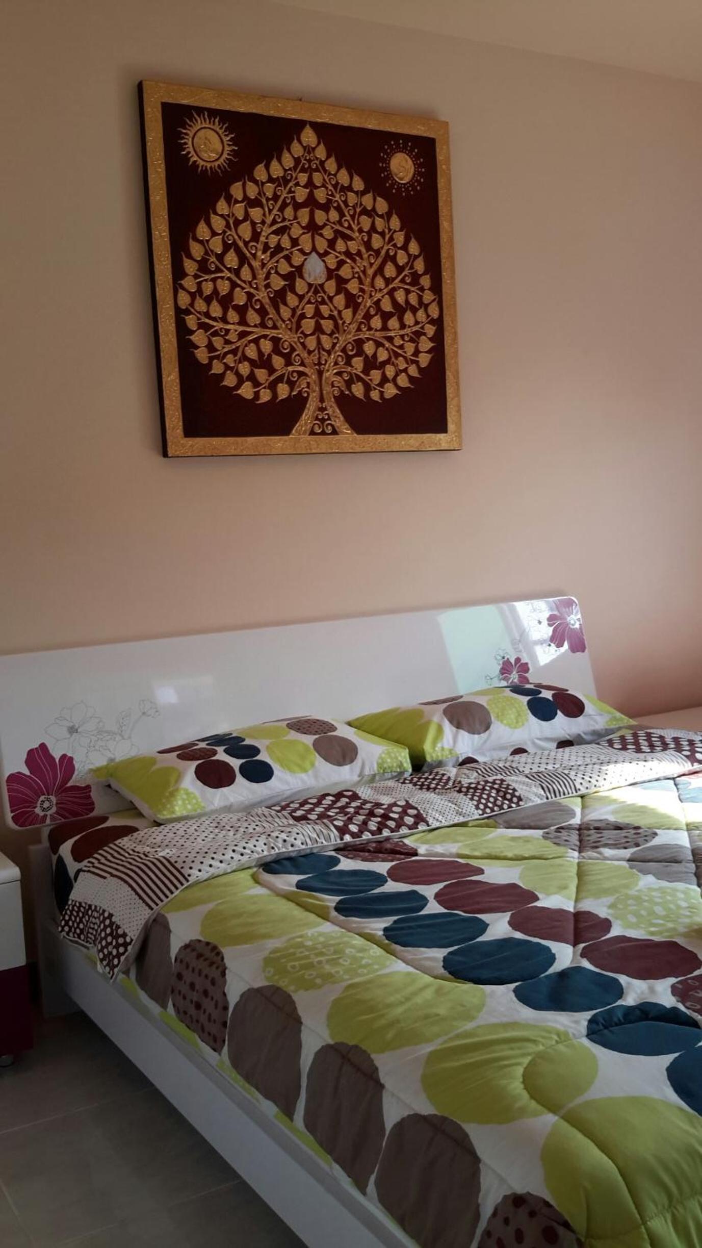 Donchai House Guest House& Cafe