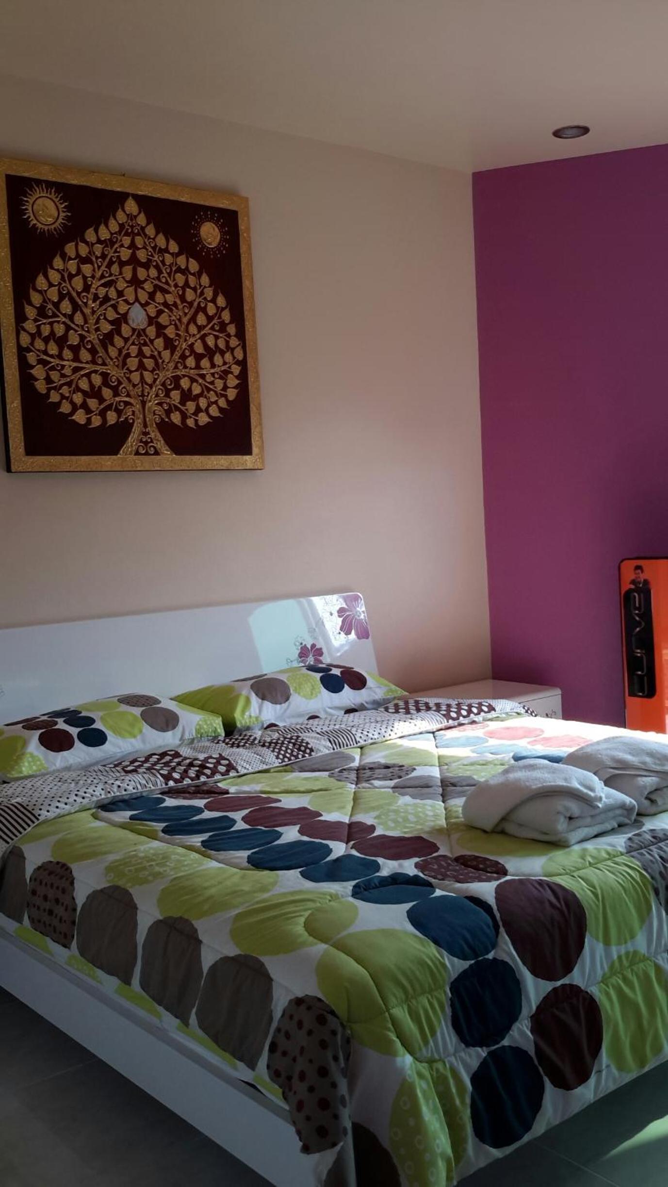Donchai House Guest House& Cafe