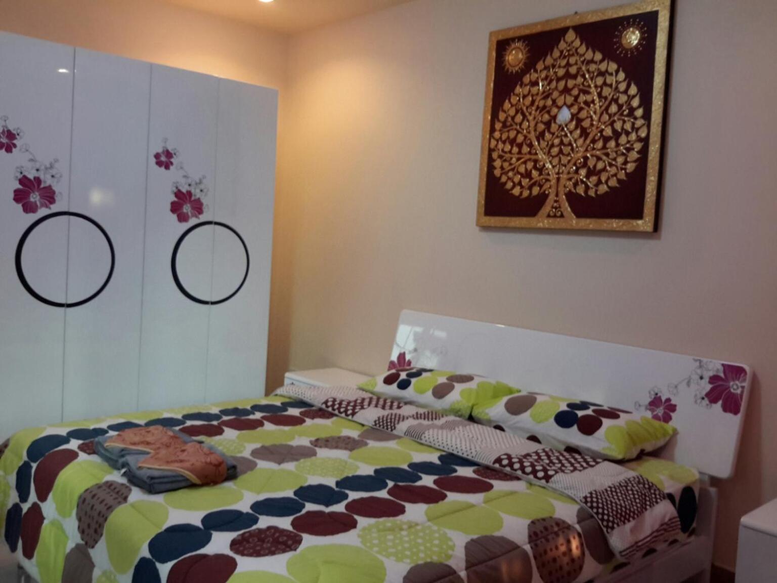 Donchai House Guest House& Cafe