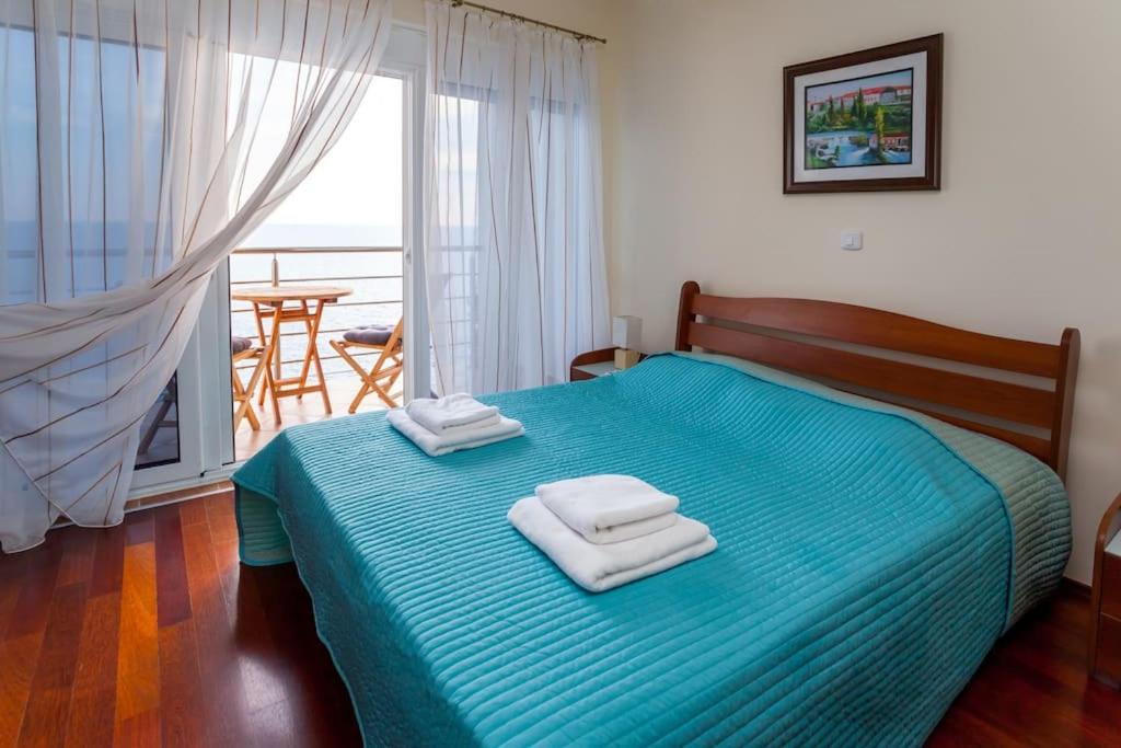 Seafront Villa with Private Pool in Dobra Voda, Montenegro photo 4