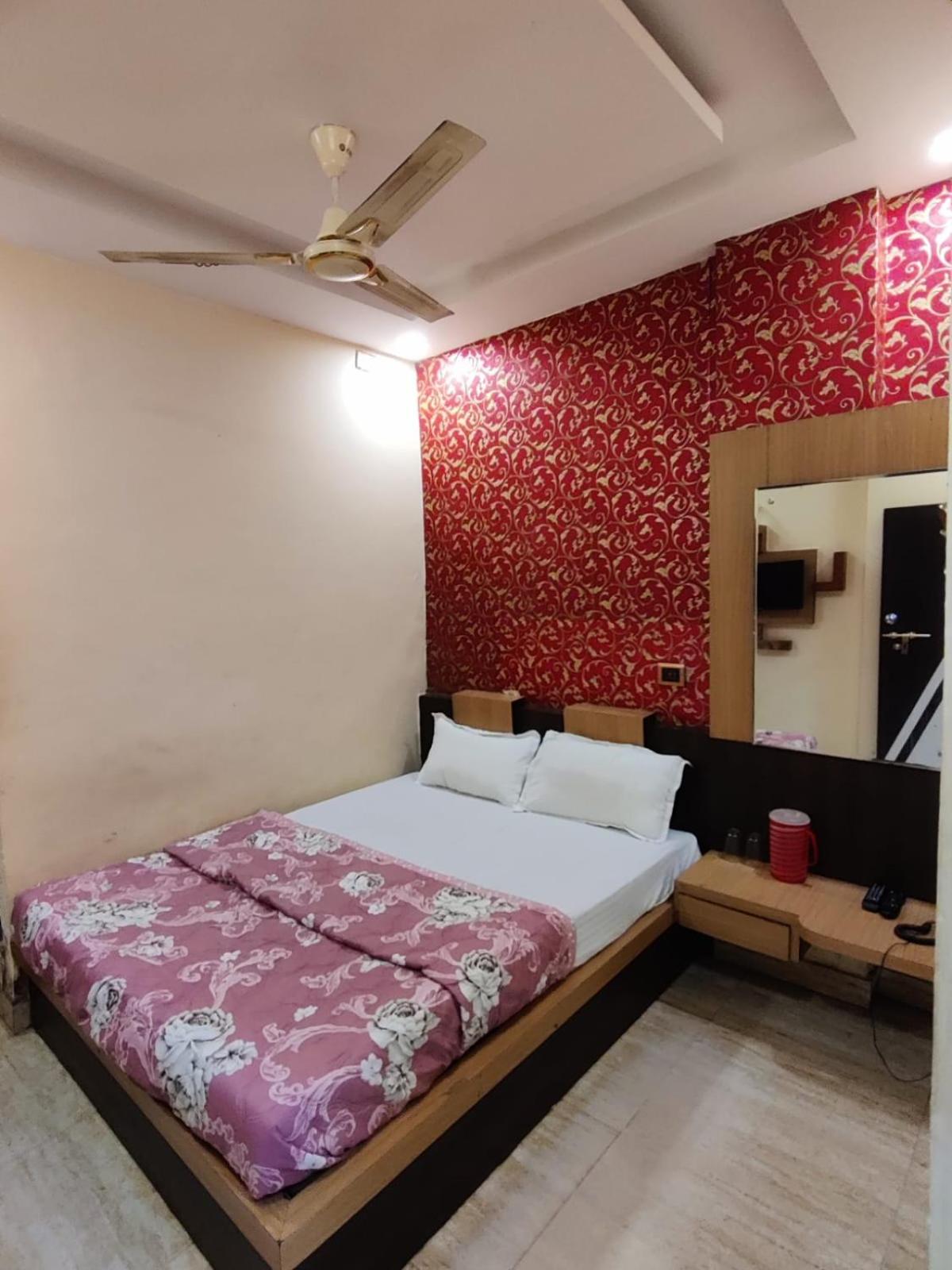 HOTEL SUKHMANI view 4