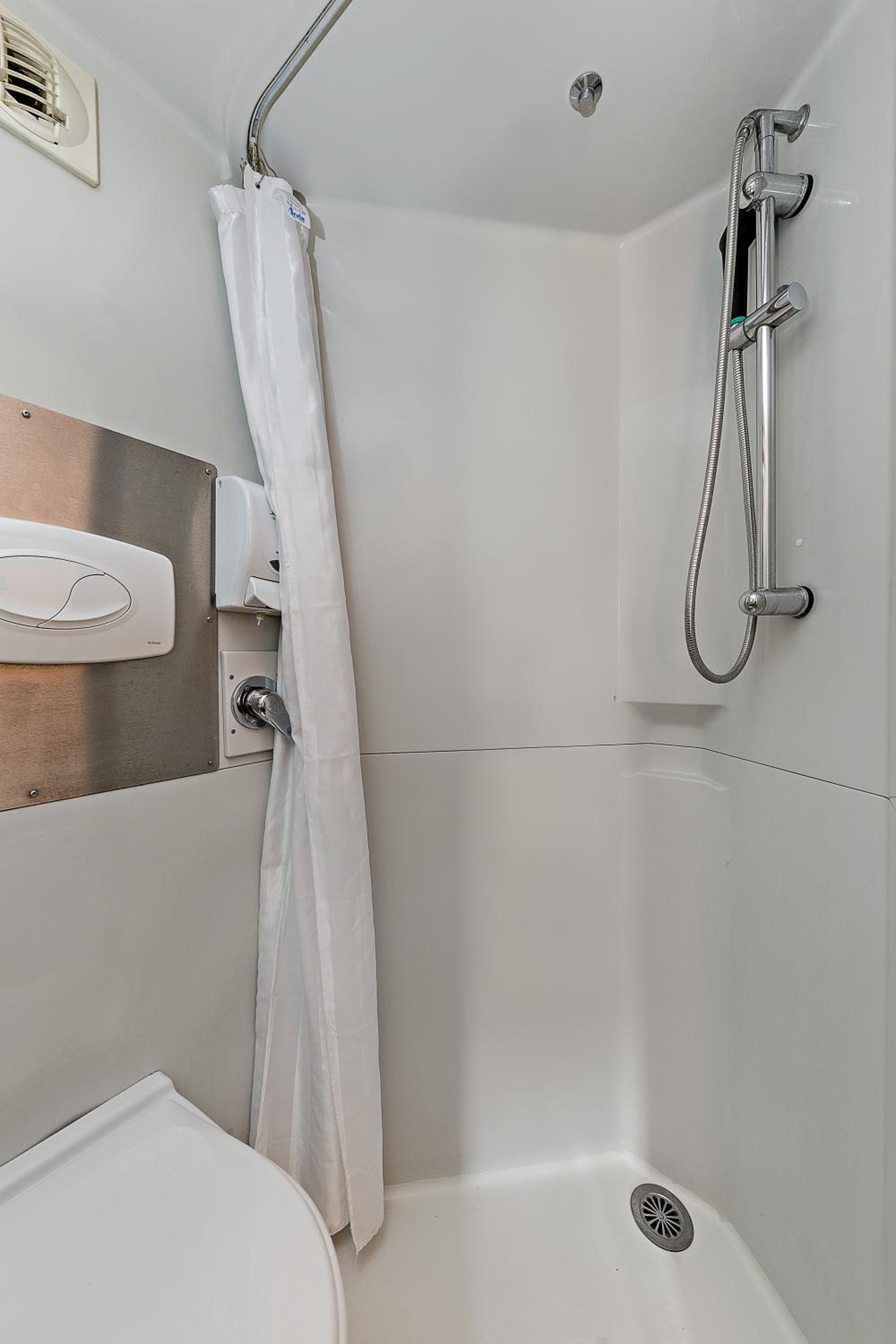 Saint-Etienne-du-Rouvray Vacations - Premiere Classe Rouen Sud - Parc Des Expositions - Property Image 3