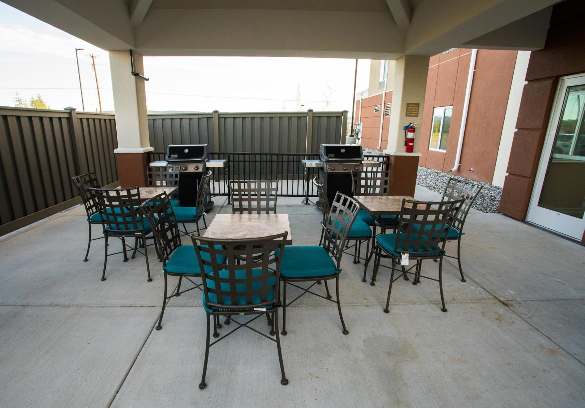 Fairbanks Vacations - Candlewood Suites - Fairbanks, an IHG Hotel - Property Image 41