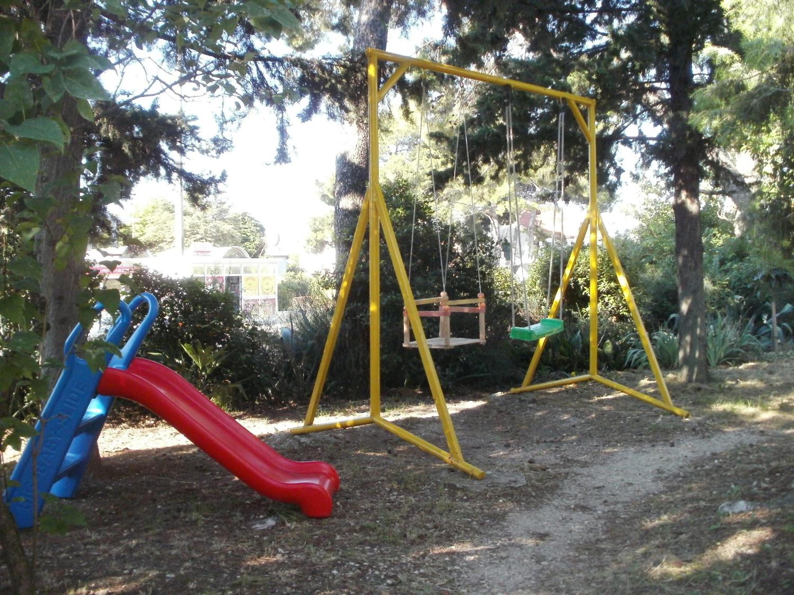 Photo 10