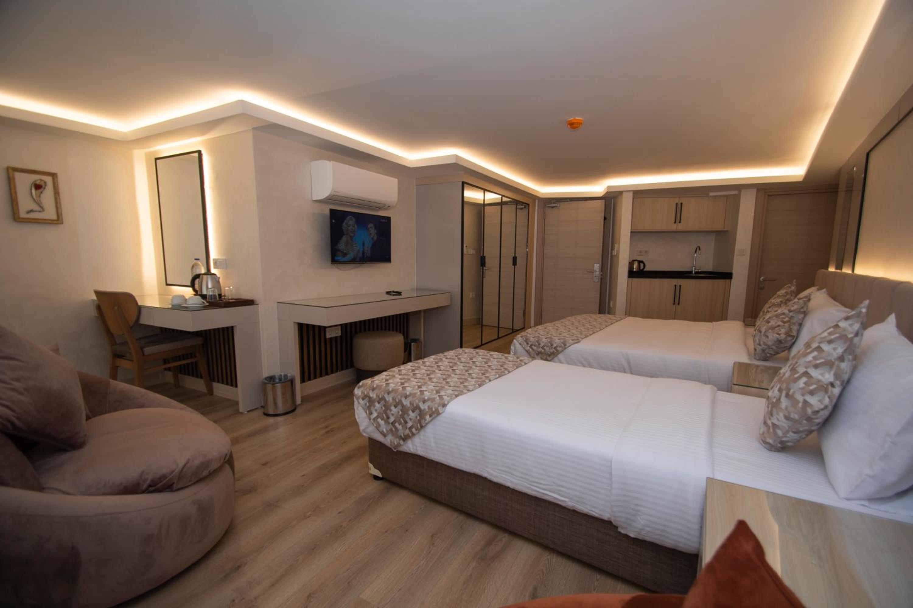 Vera Life Otel - Image 33