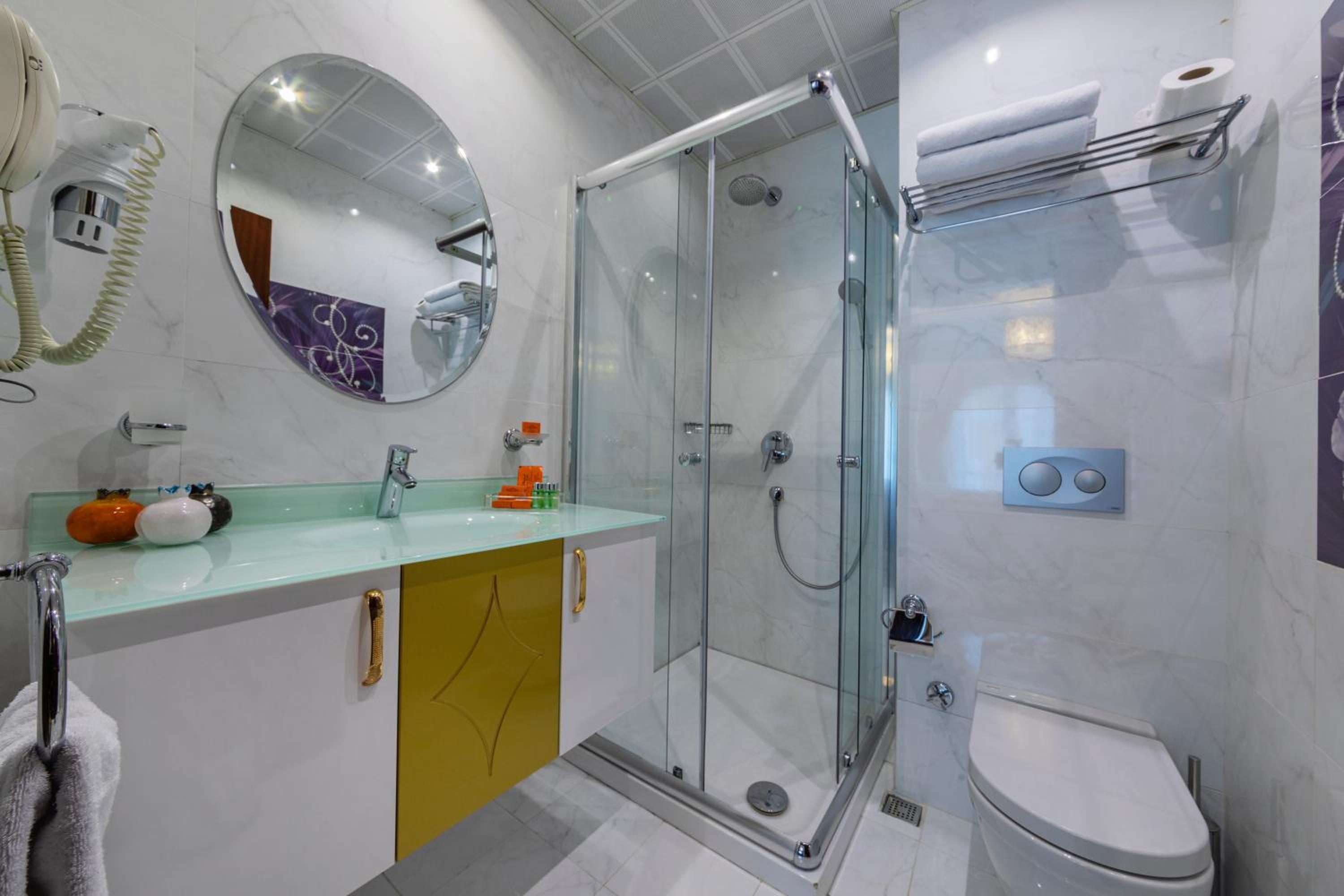 The Magnaura Palace Oteli - Image 40