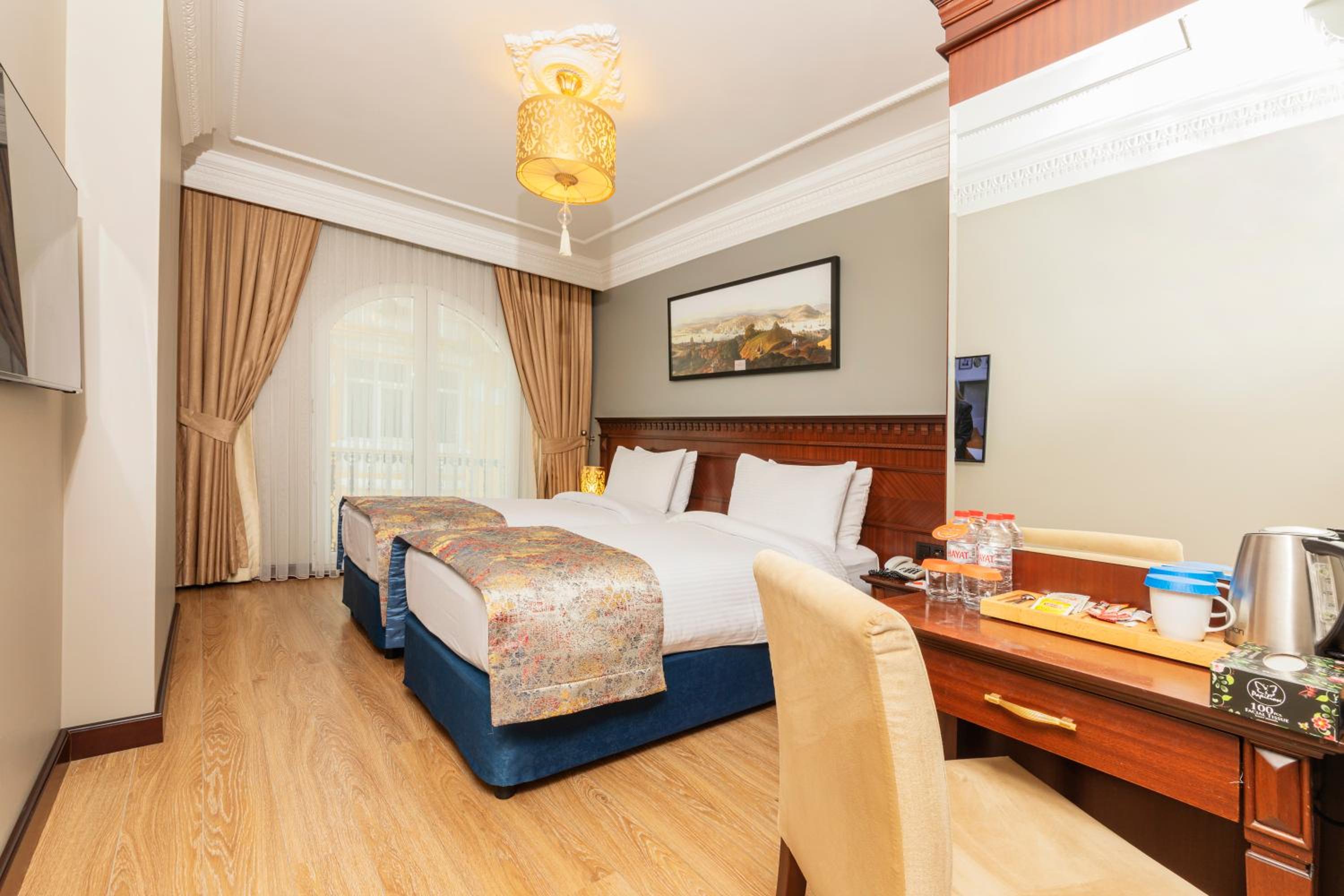 The Magnaura Palace Oteli - Image 82