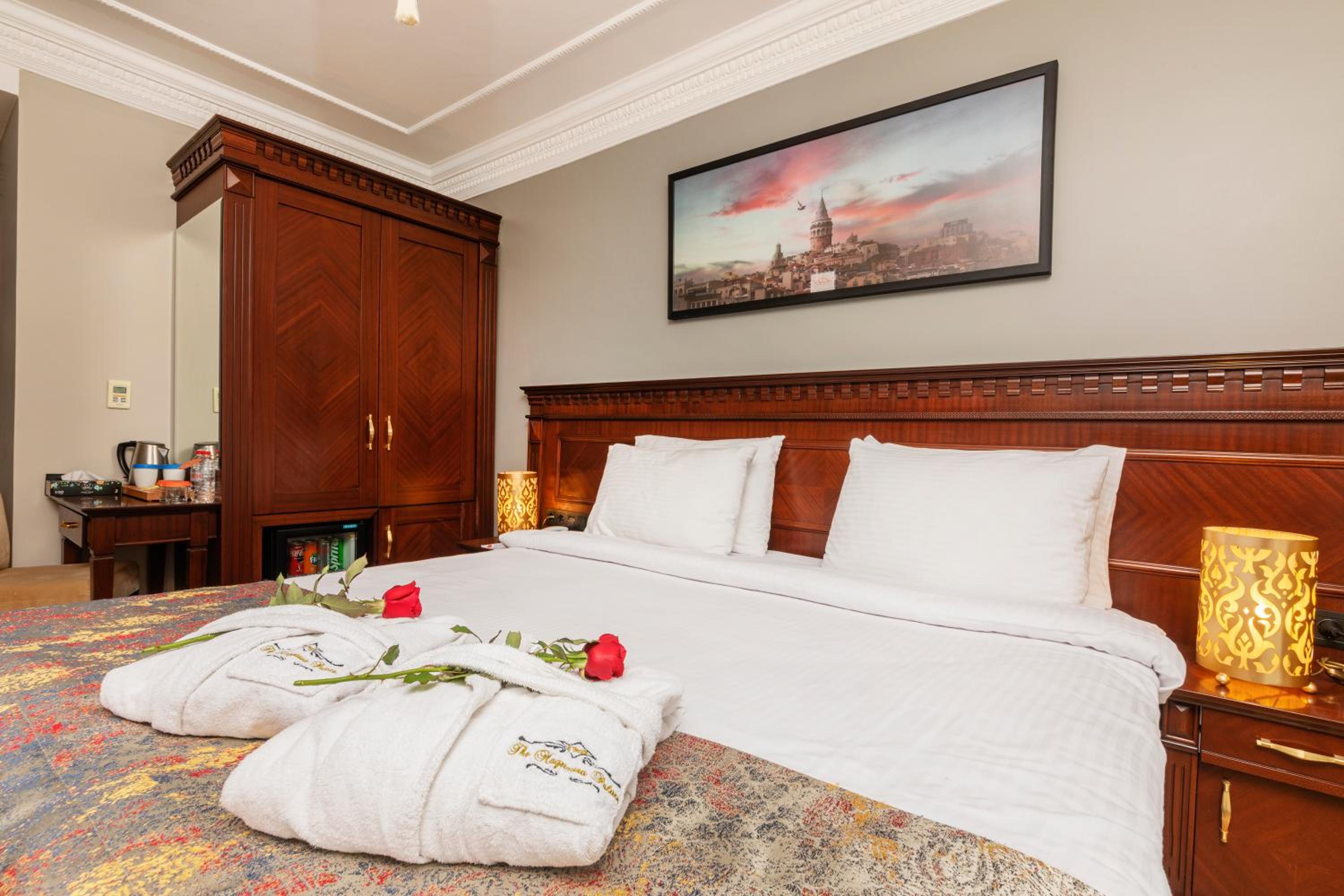 The Magnaura Palace Oteli - Image 89