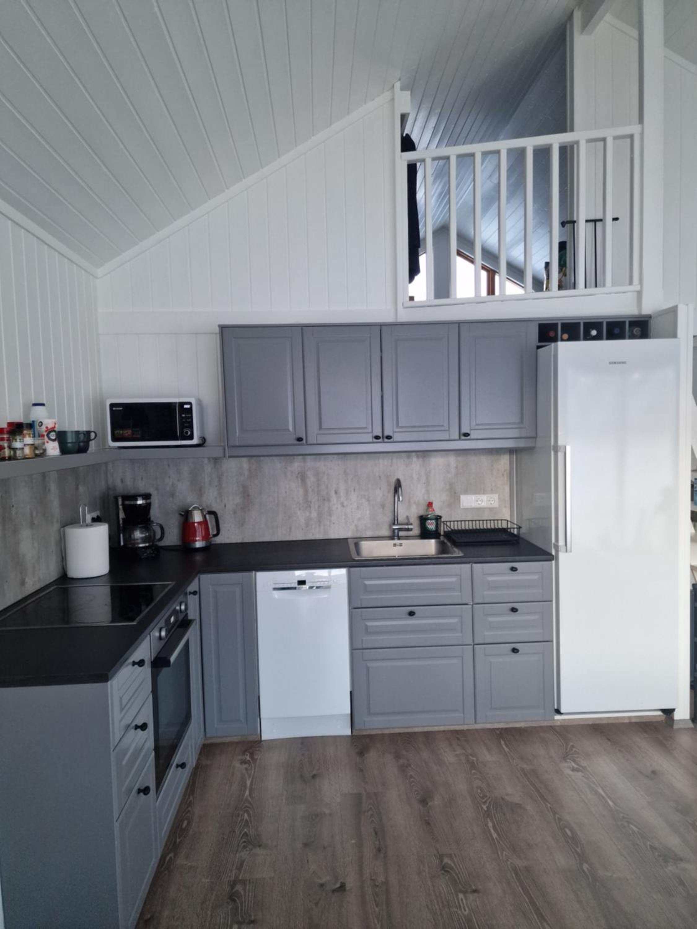 Cottage - two bedrooms view 4