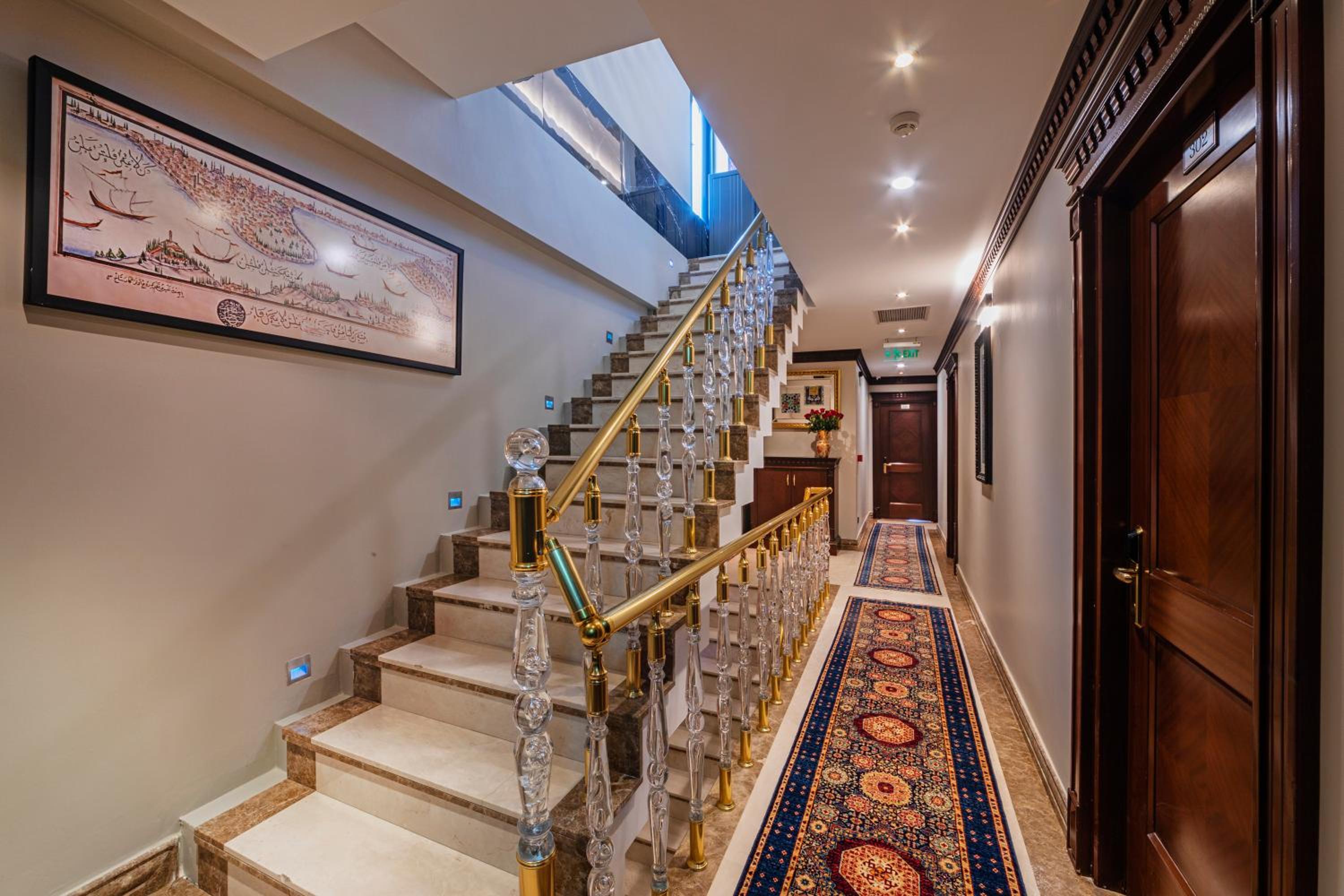 The Magnaura Palace Oteli - Image 92