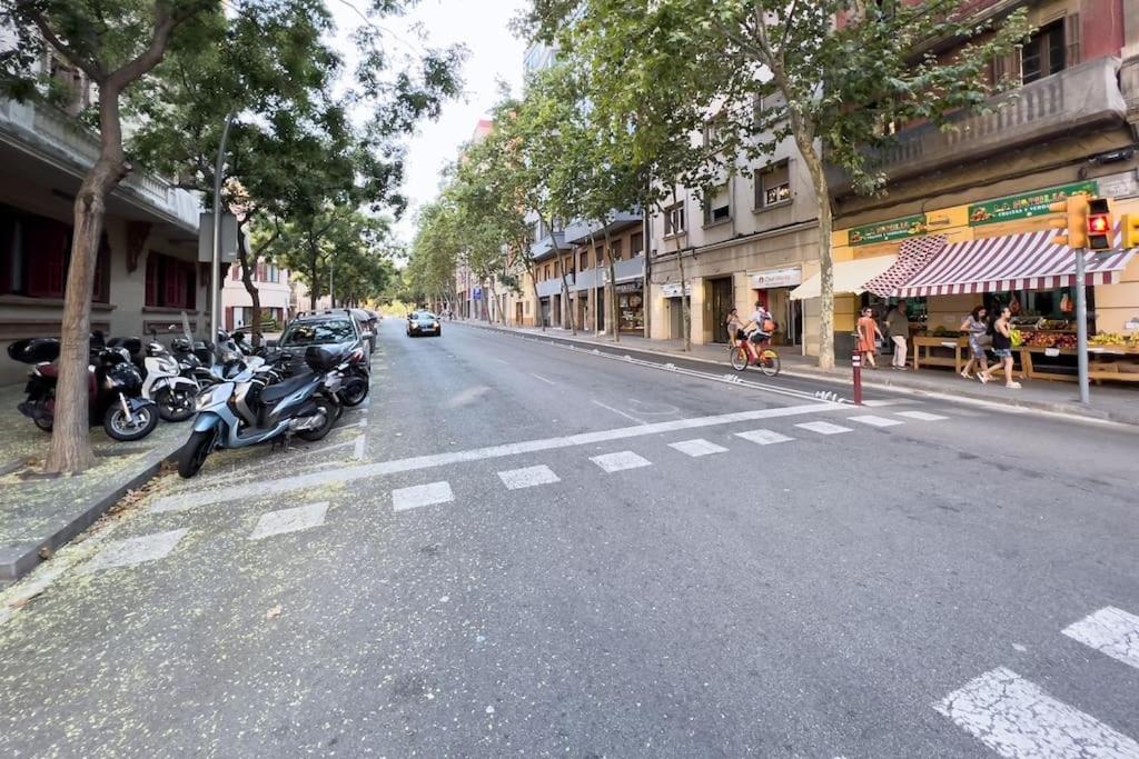 BeBarceloner Eixample Apartments - 3 bedrooms