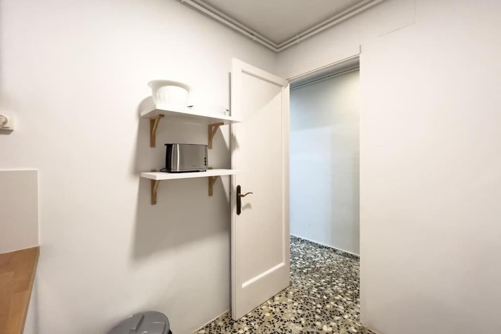 BeBarceloner Eixample Apartments - 3 bedrooms